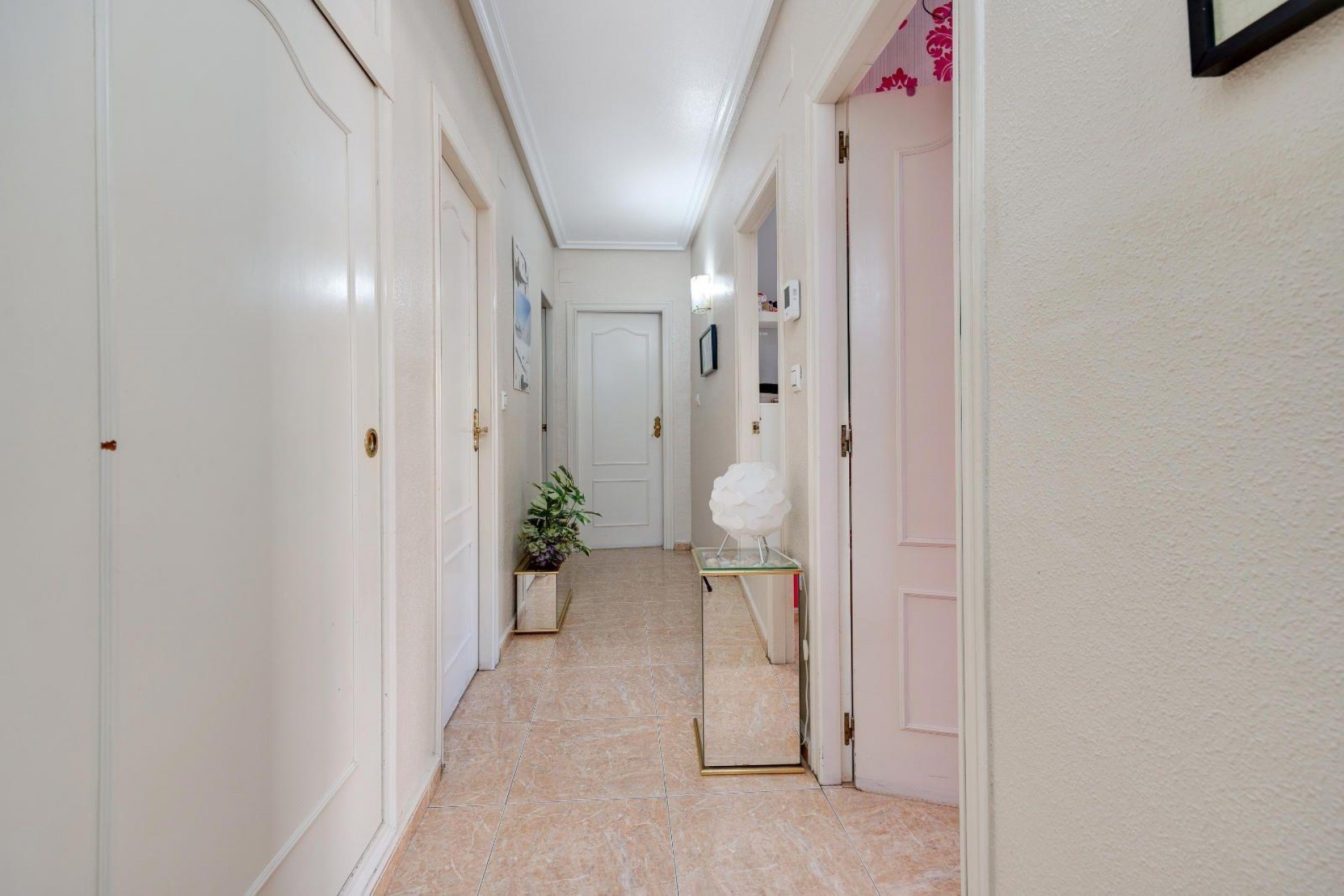 Återförsäljning - Apartment -
Torrevieja - Centro