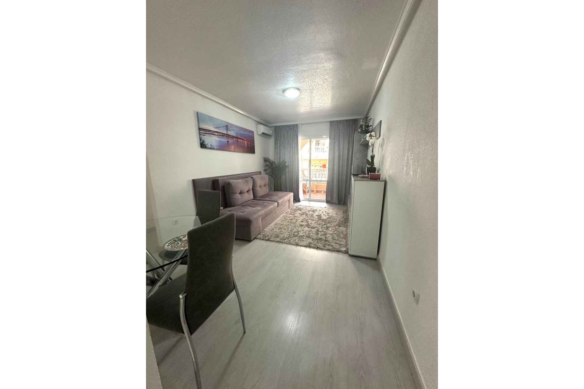 Återförsäljning - Apartment -
Torrevieja - Centro