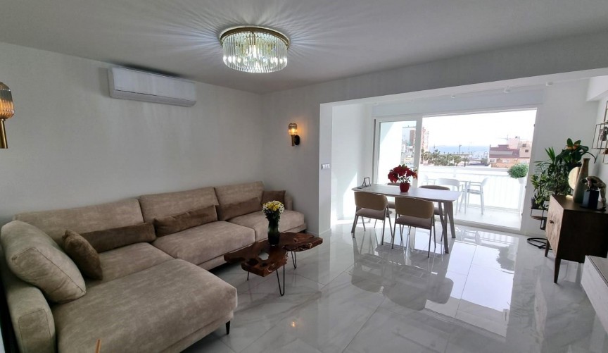 Återförsäljning - Apartment -
Torrevieja - Centro