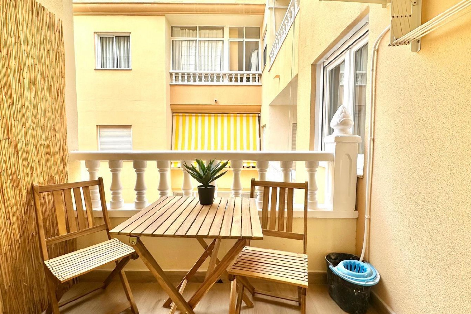 Återförsäljning - Apartment -
Torrevieja - Centro