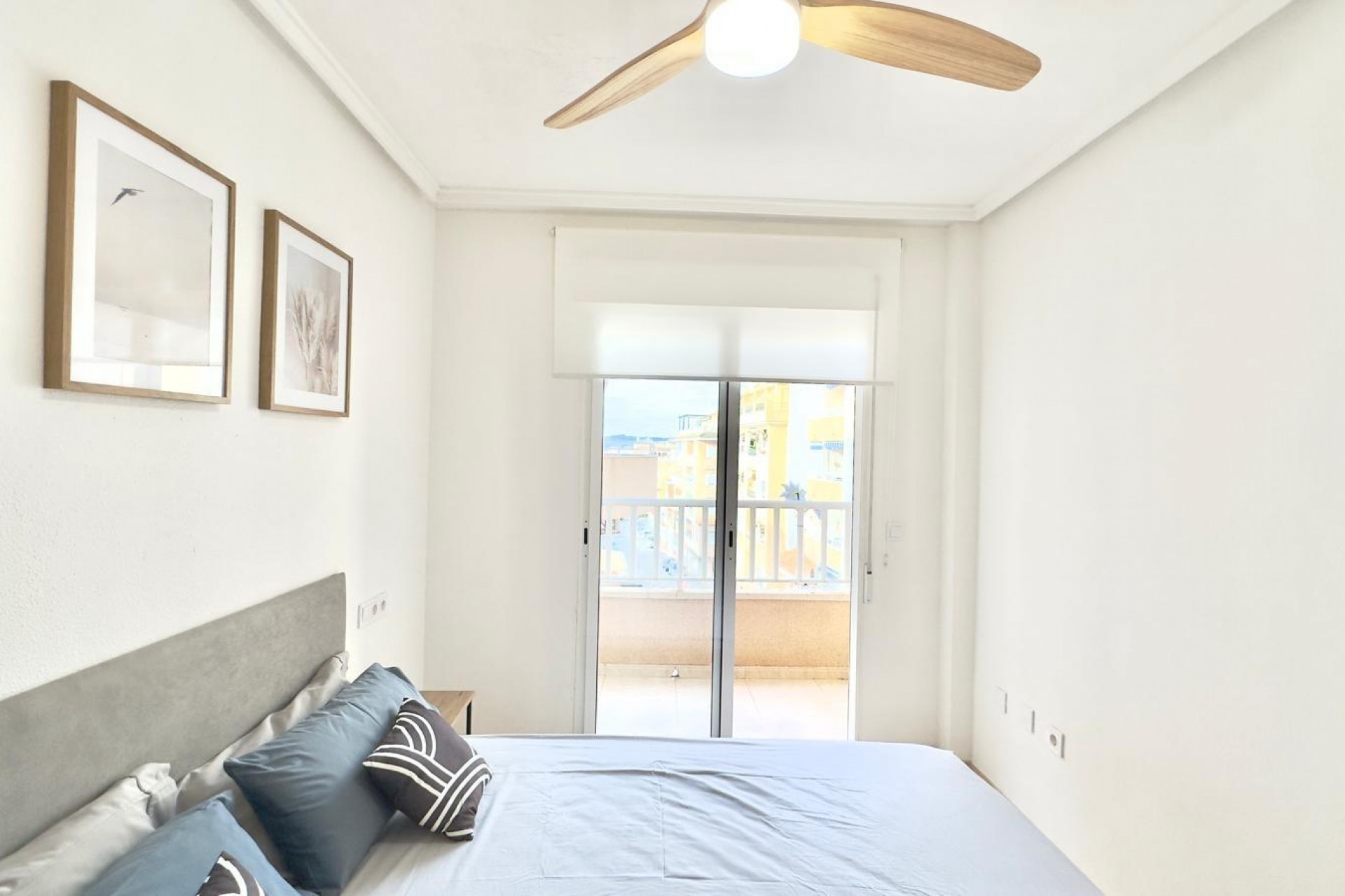 Återförsäljning - Apartment -
Torrevieja - Centro
