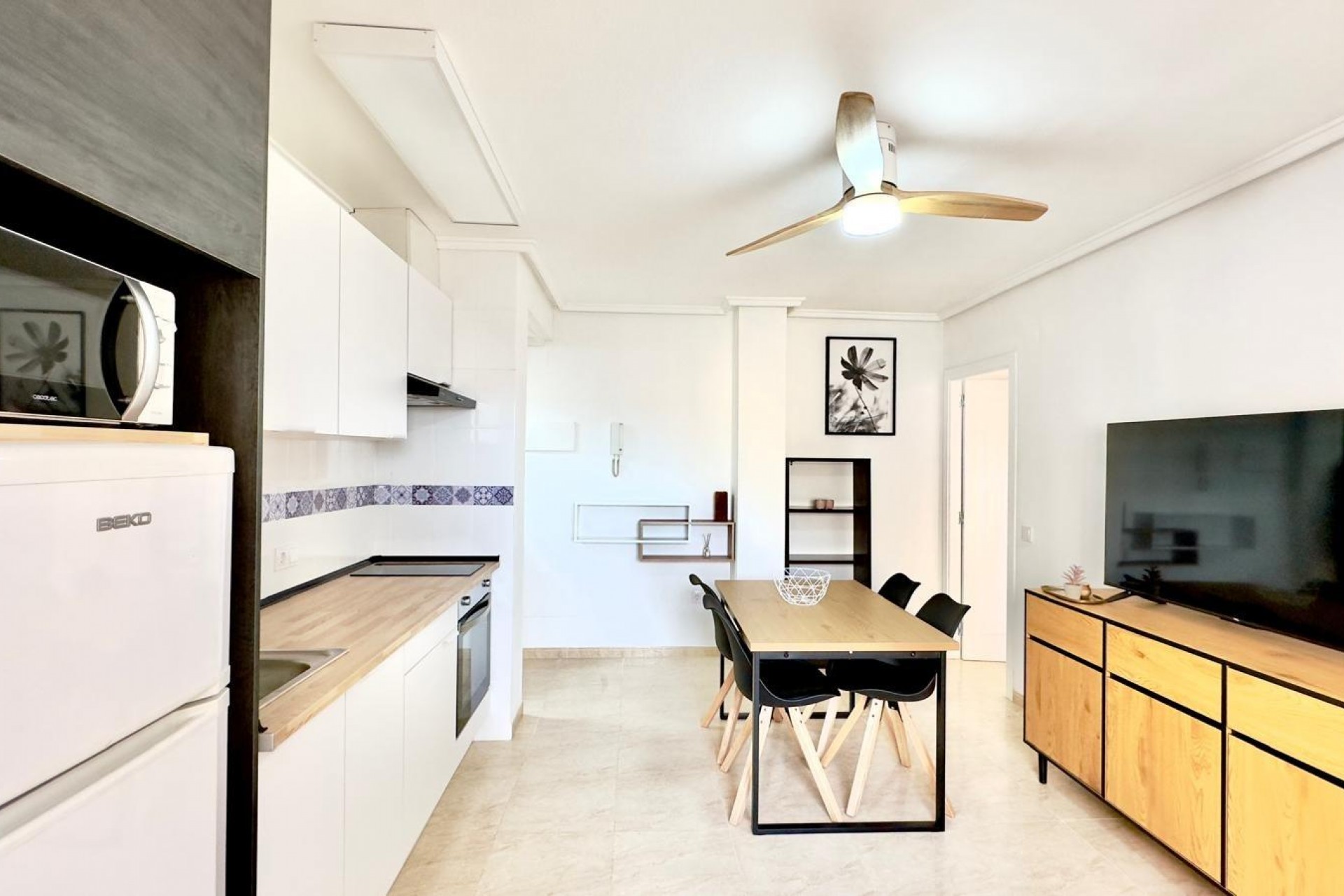 Återförsäljning - Apartment -
Torrevieja - Centro