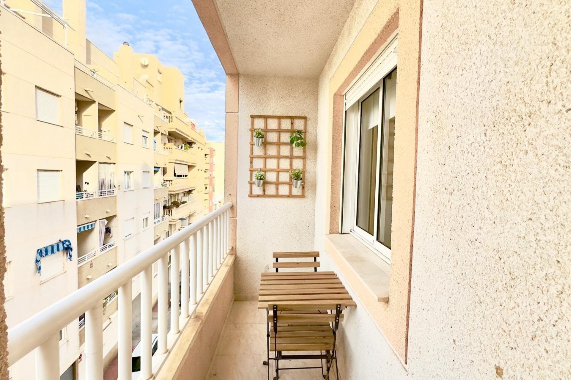 Återförsäljning - Apartment -
Torrevieja - Centro