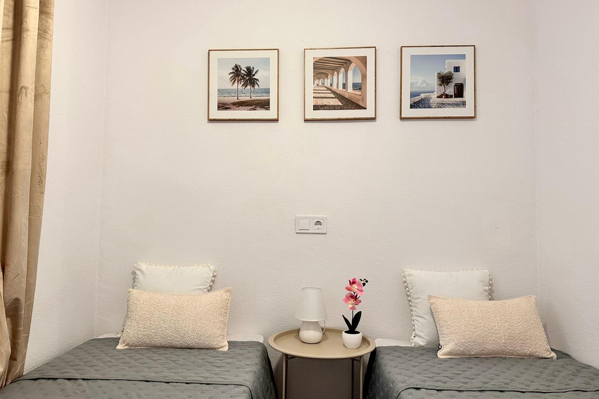 Återförsäljning - Apartment -
Torrevieja - Centro