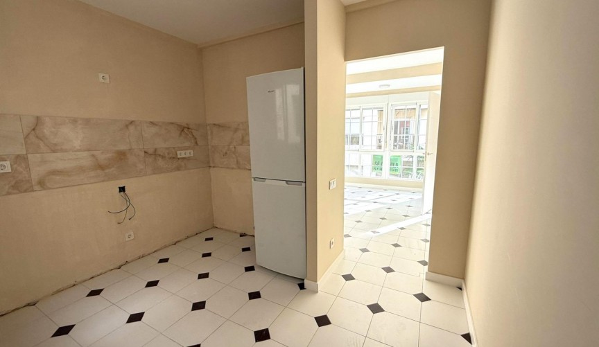 Återförsäljning - Apartment -
Torrevieja - Centro