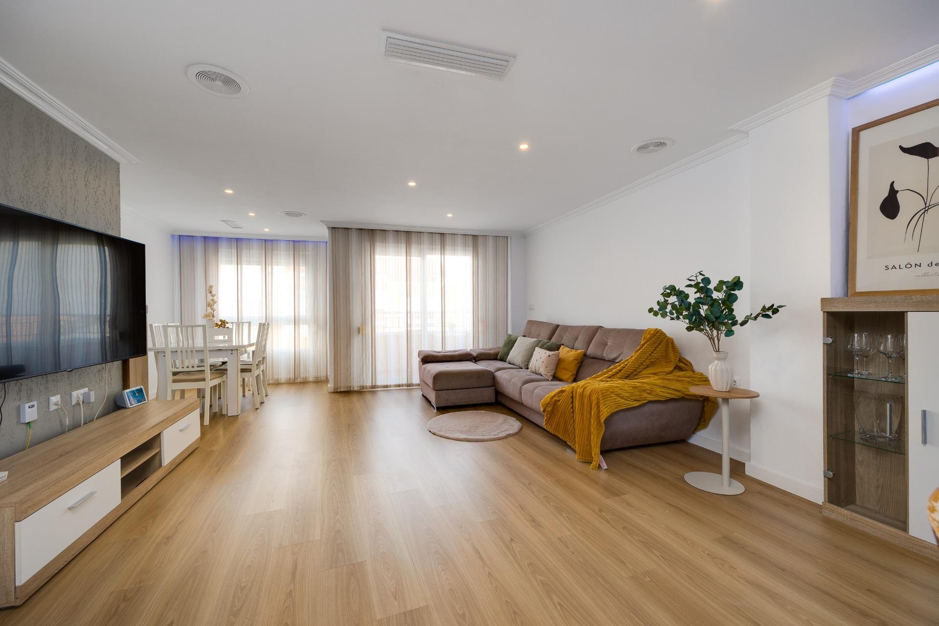 Återförsäljning - Apartment -
Torrevieja - Centro