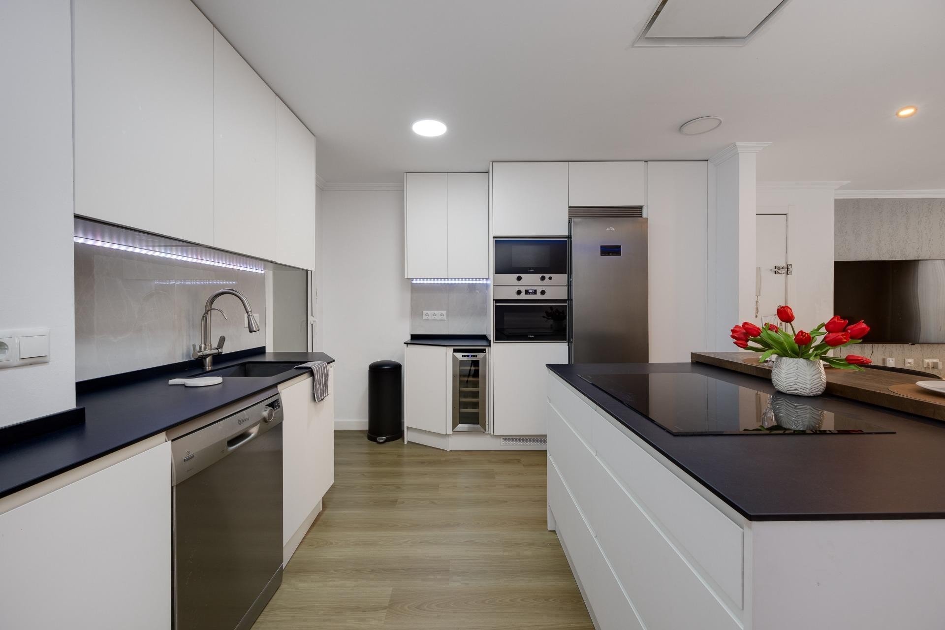 Återförsäljning - Apartment -
Torrevieja - Centro