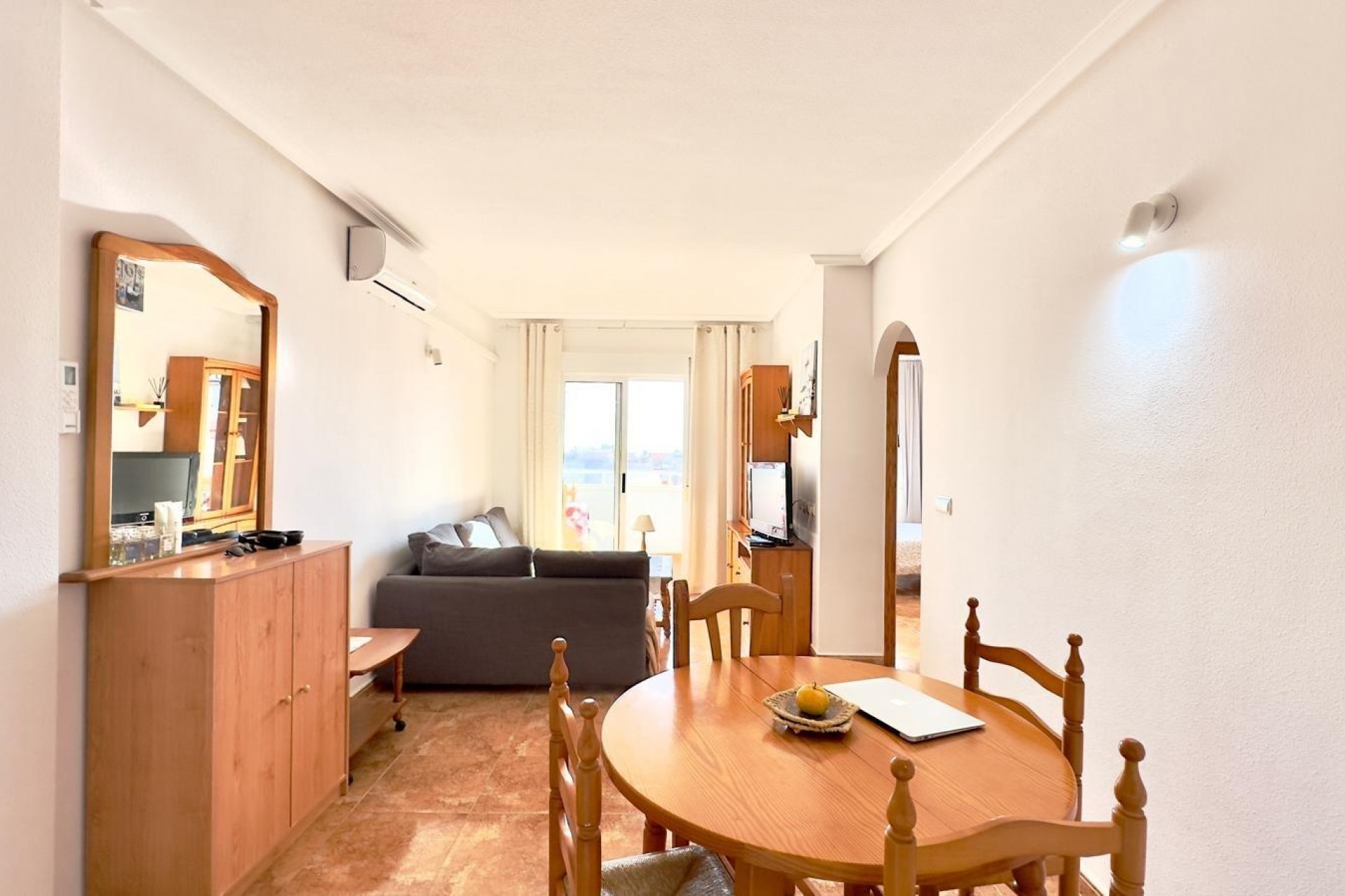 Återförsäljning - Apartment -
Torrevieja - Centro