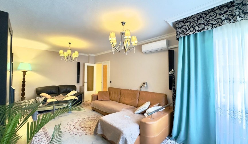 Återförsäljning - Apartment -
Torrevieja - Centro