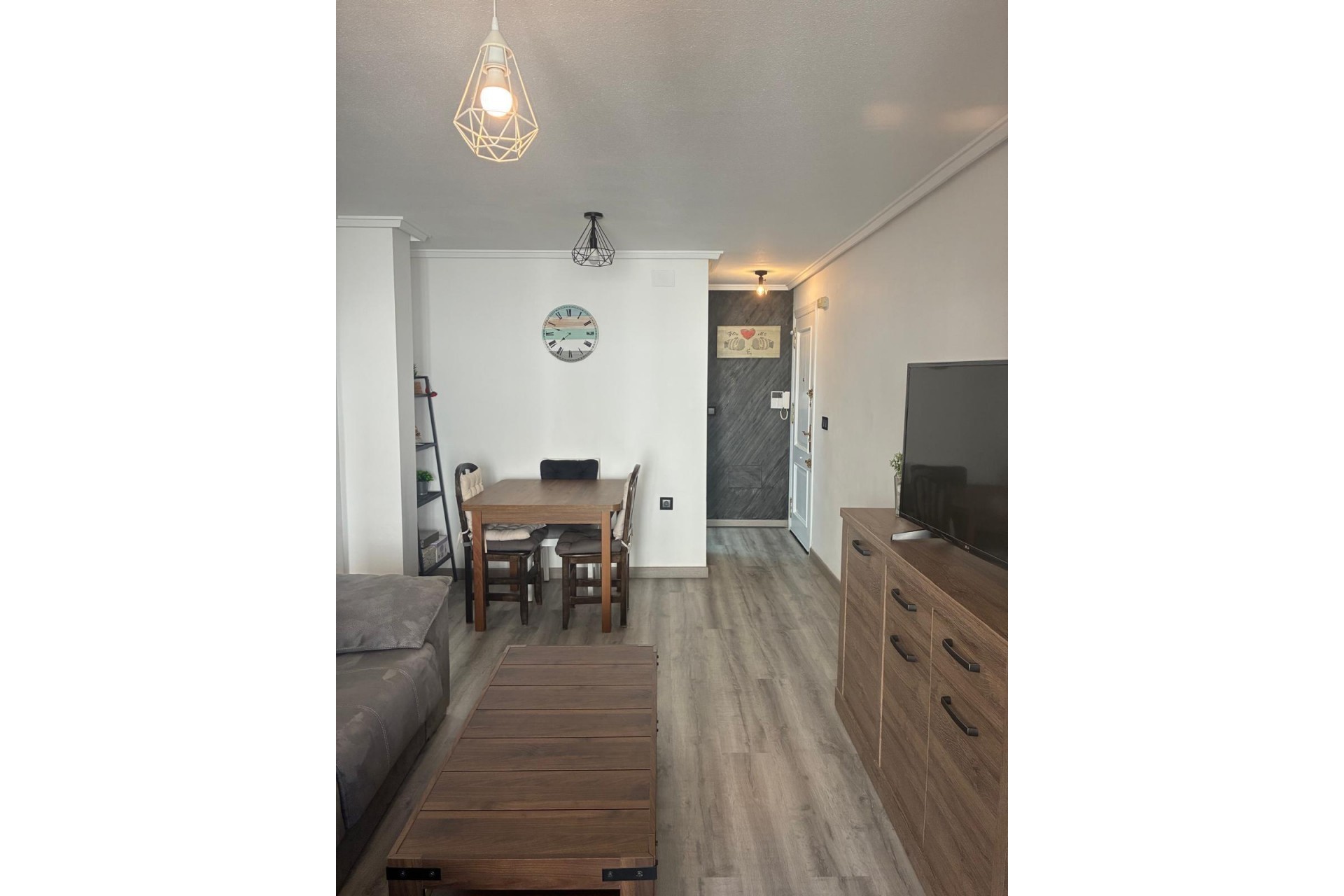 Återförsäljning - Apartment -
Torrevieja - Centro