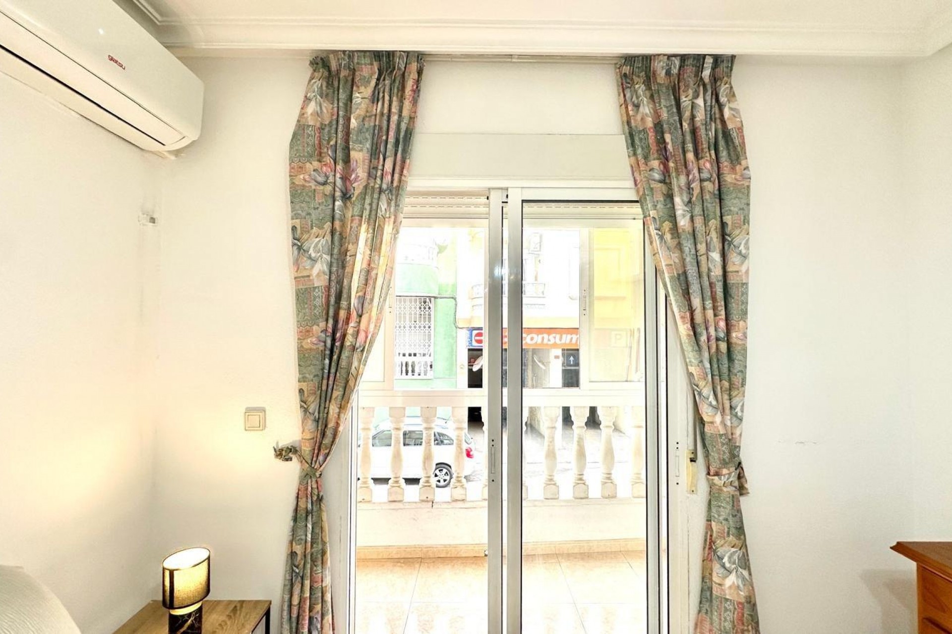 Återförsäljning - Apartment -
Torrevieja - Centro