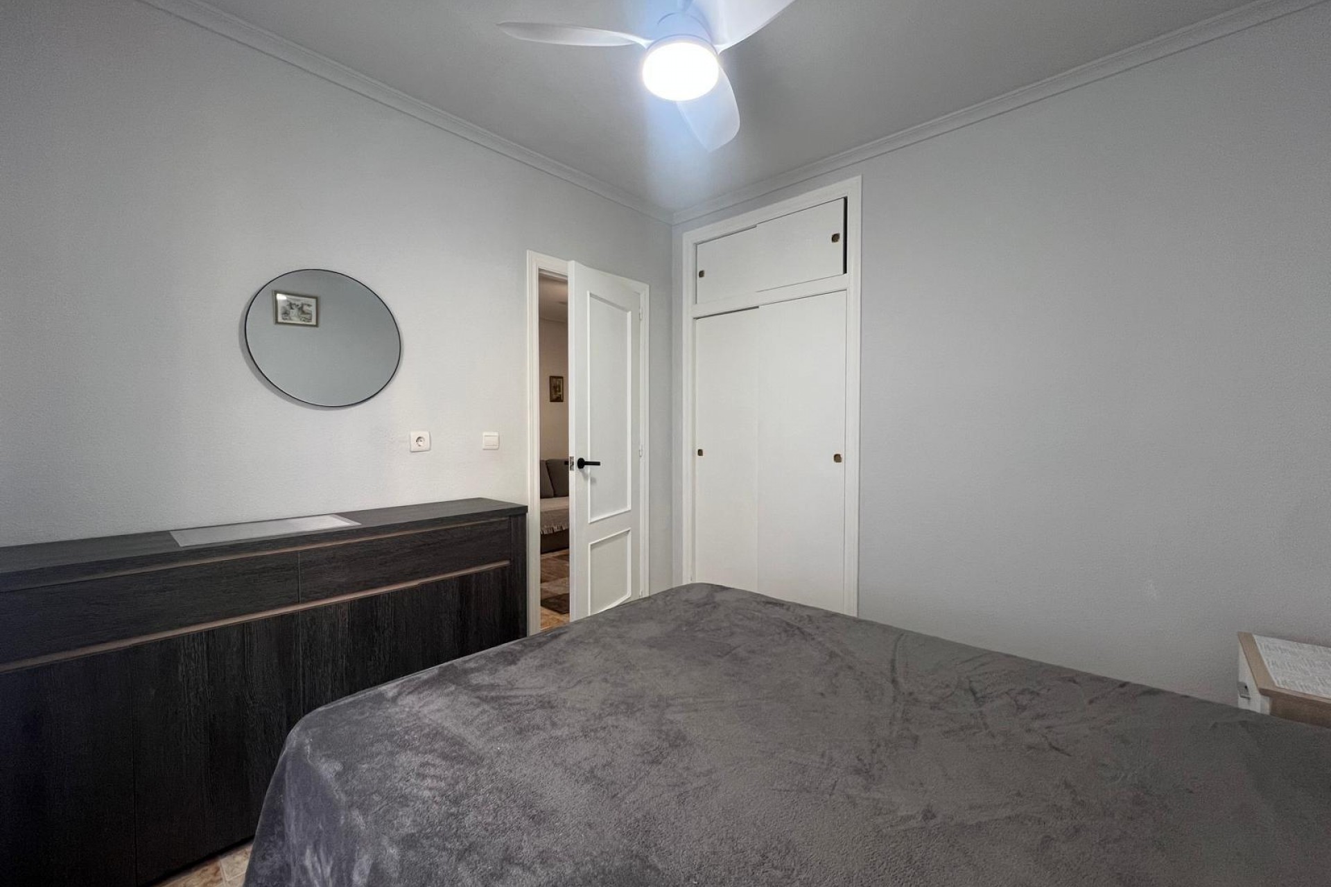 Återförsäljning - Apartment -
Torrevieja - Centro