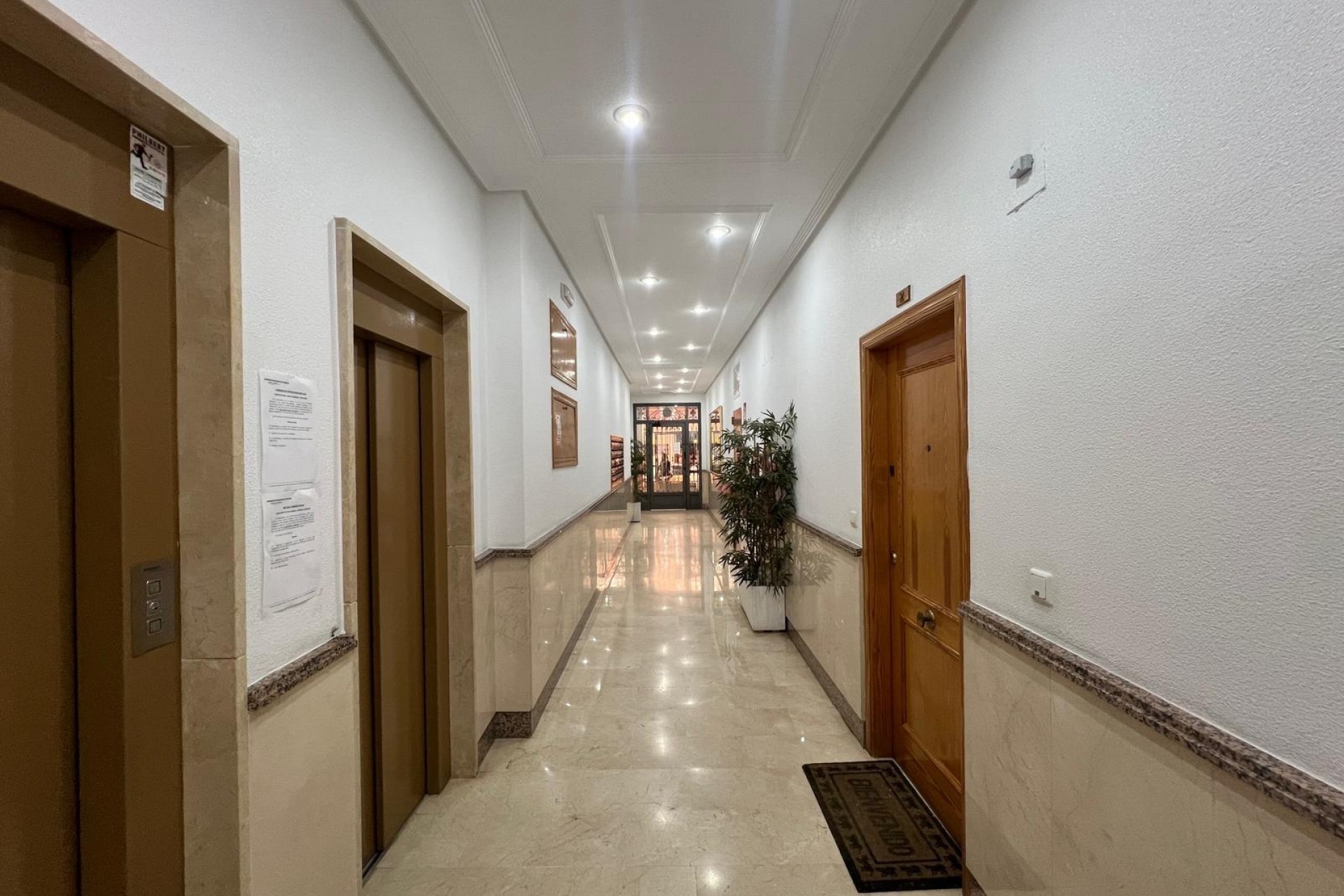 Återförsäljning - Apartment -
Torrevieja - Centro