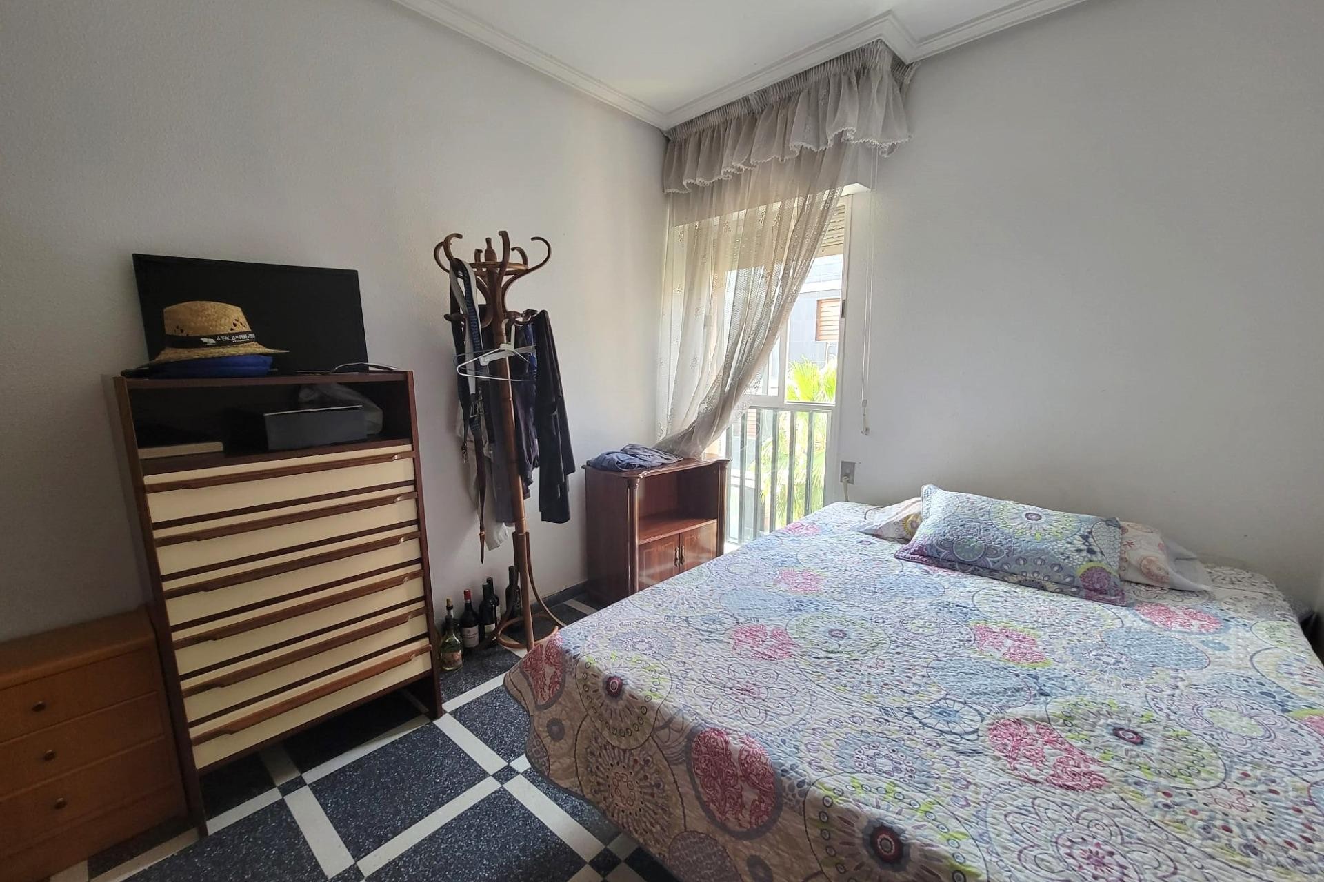 Återförsäljning - Apartment -
Torrevieja - Centro