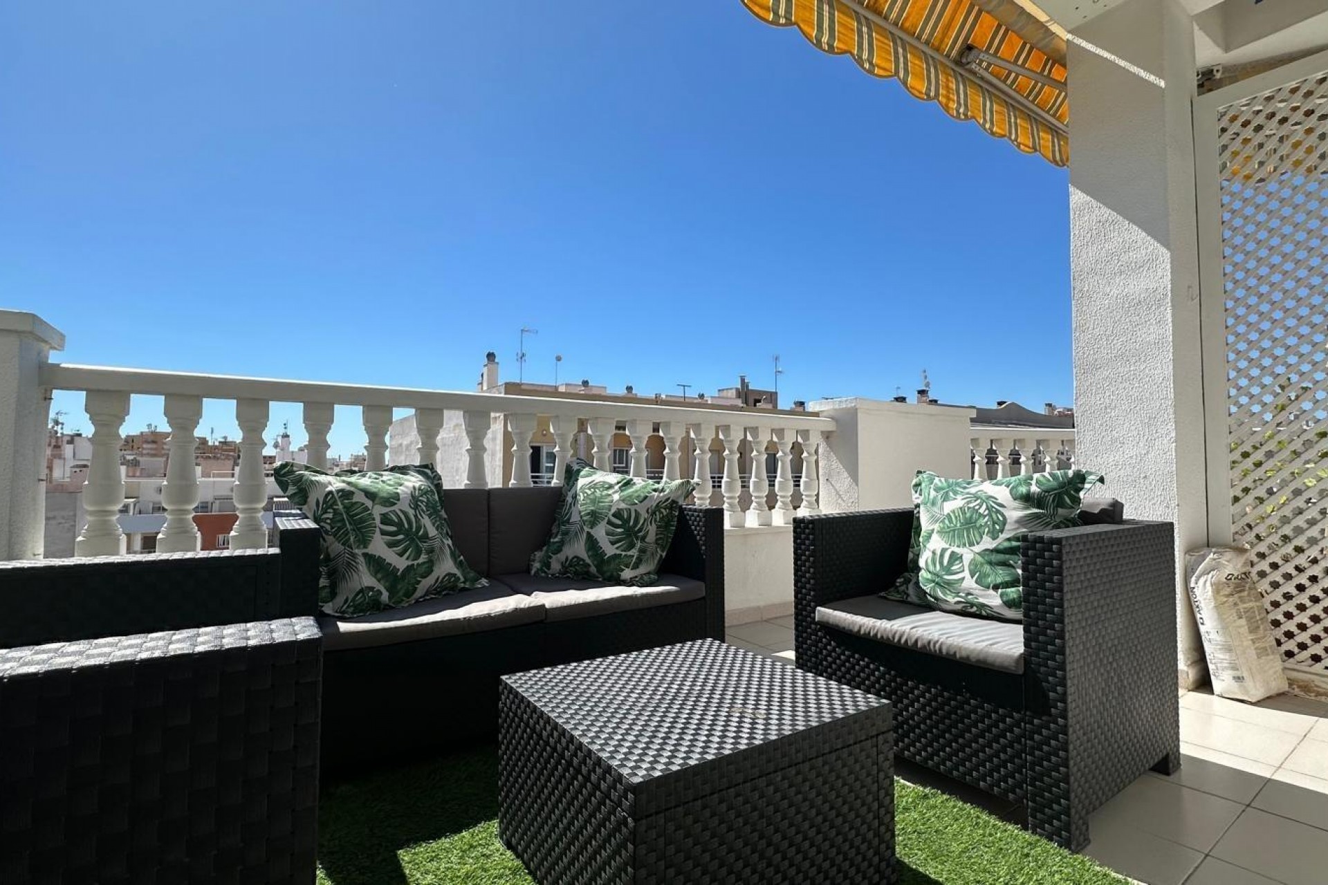 Återförsäljning - Apartment -
Torrevieja - Centro