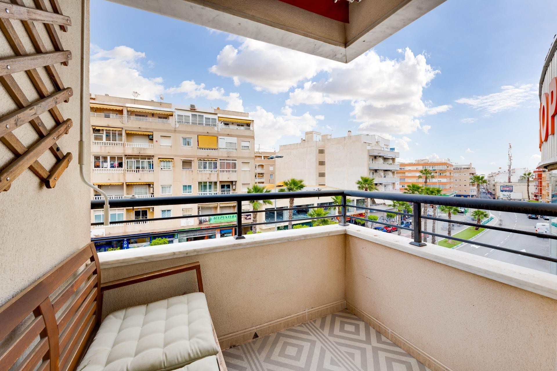 Återförsäljning - Apartment -
Torrevieja - Centro