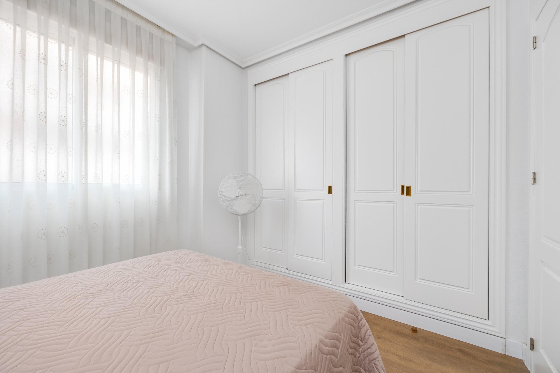 Återförsäljning - Apartment -
Torrevieja - Centro