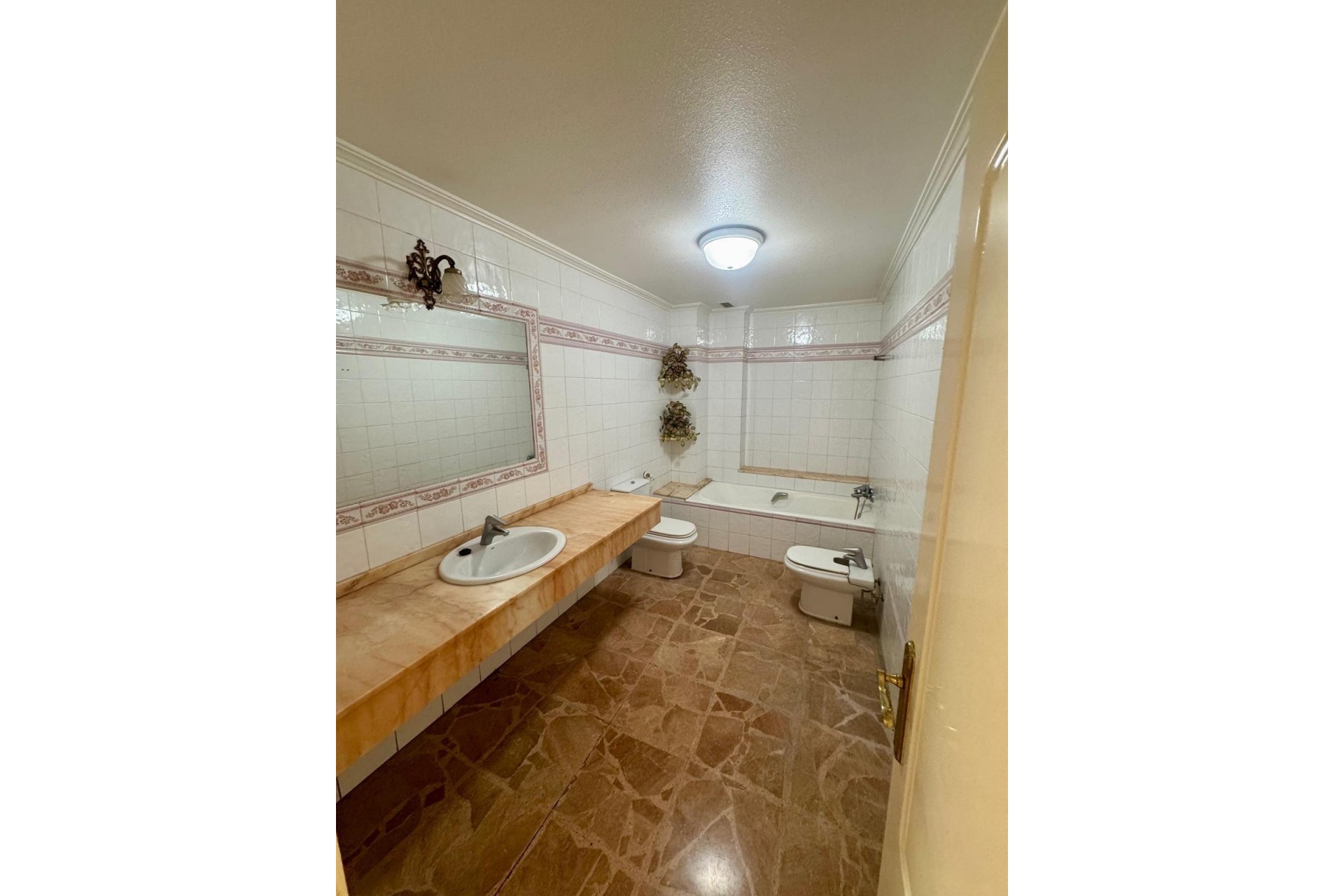 Återförsäljning - Apartment -
Torrevieja - Centro