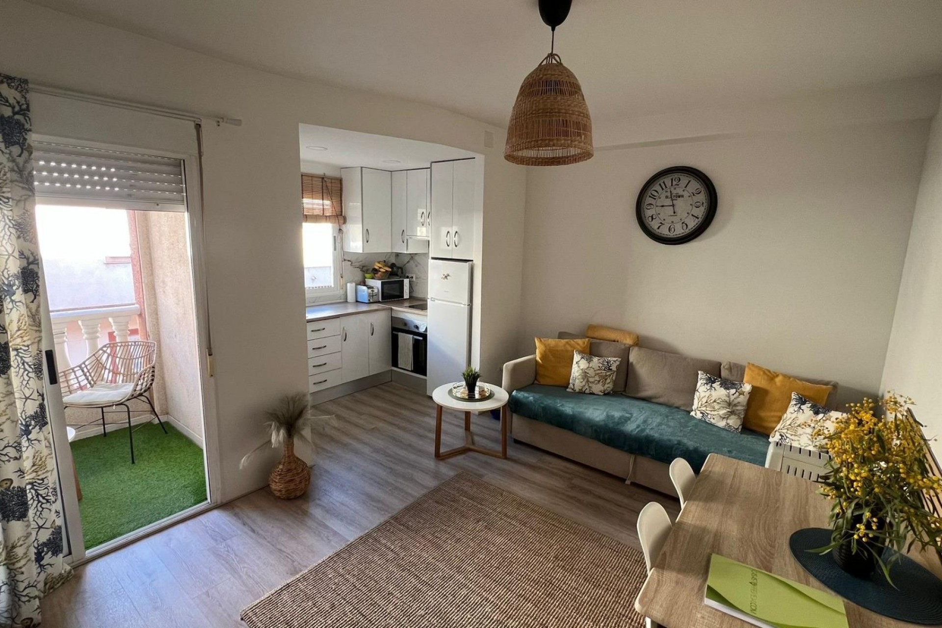 Återförsäljning - Apartment -
Torrevieja - Centro