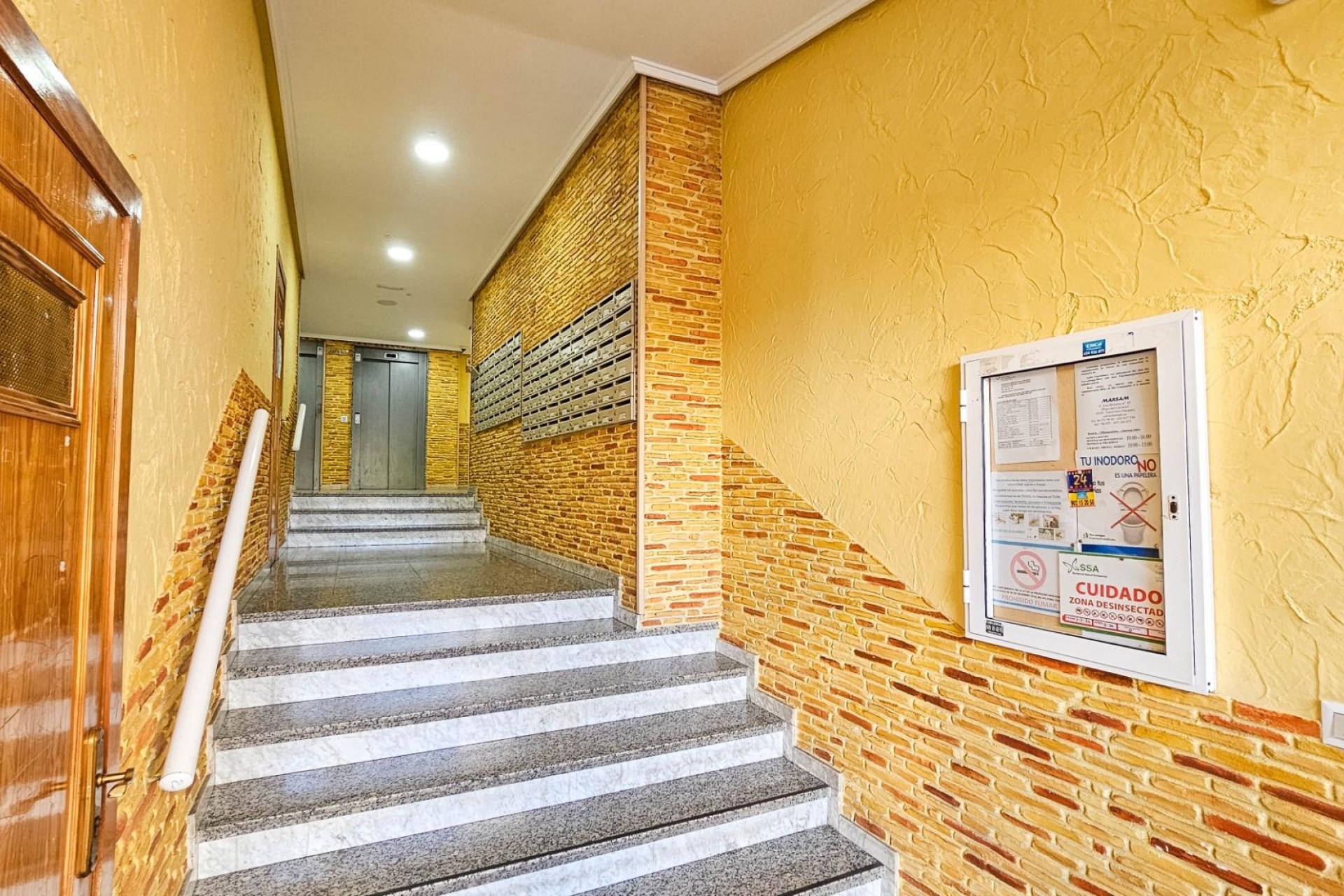 Återförsäljning - Apartment -
Torrevieja - Centro