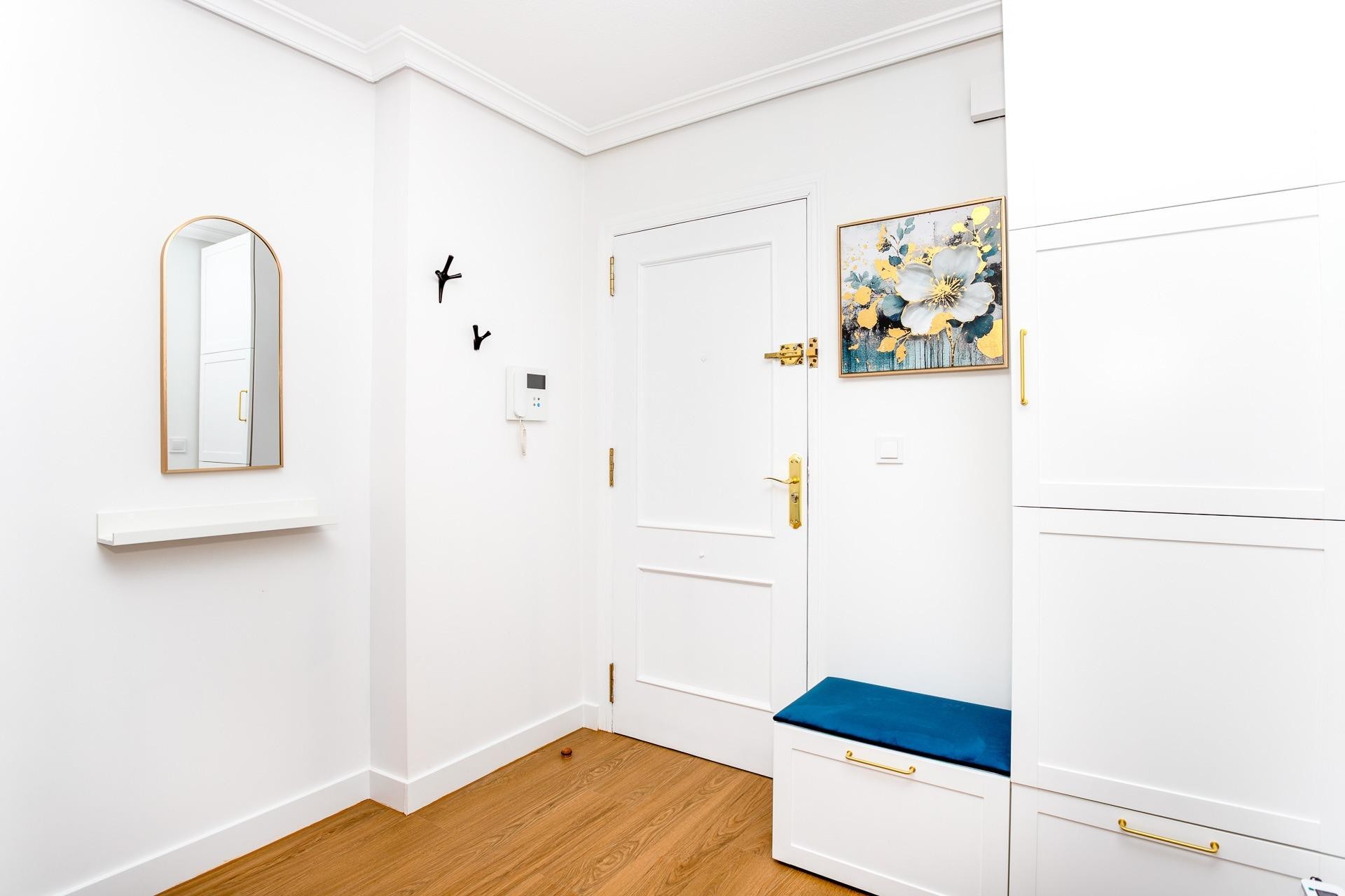 Återförsäljning - Apartment -
Torrevieja - Centro