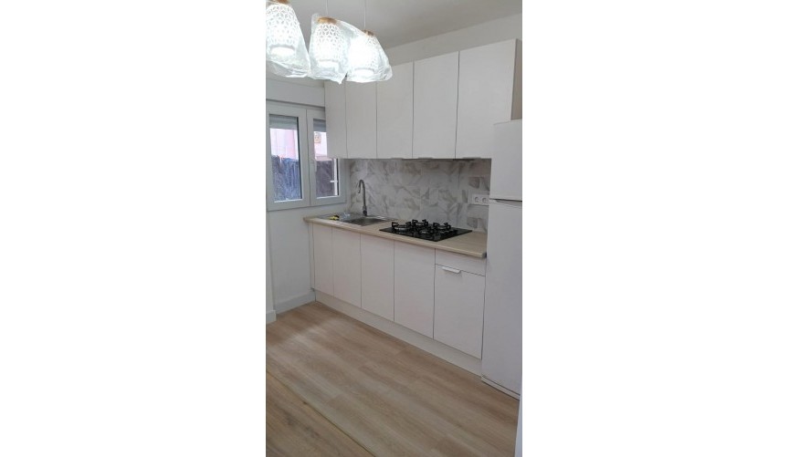 Återförsäljning - Apartment -
Torrevieja - Centro