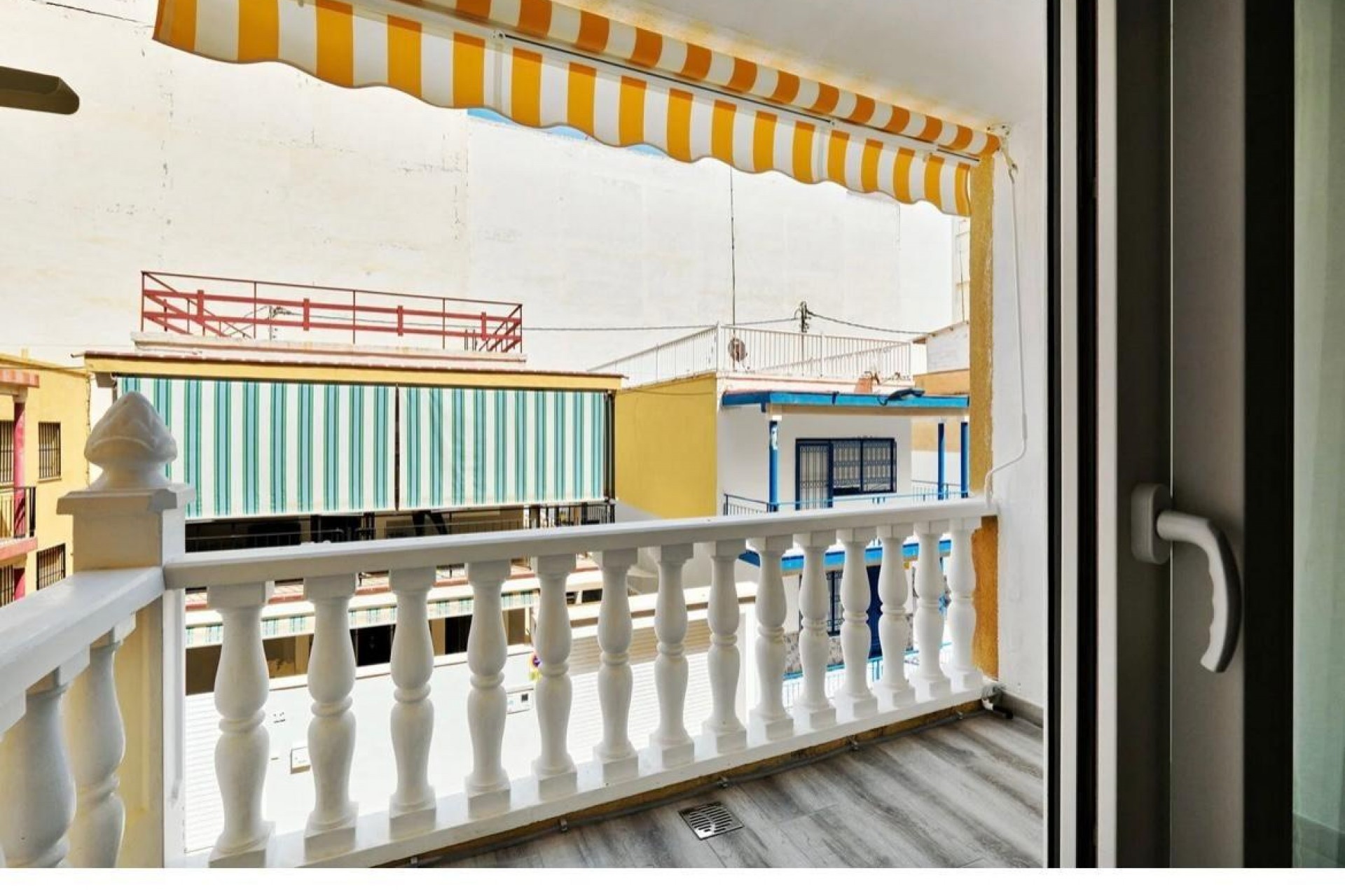 Återförsäljning - Apartment -
Torrevieja - Centro