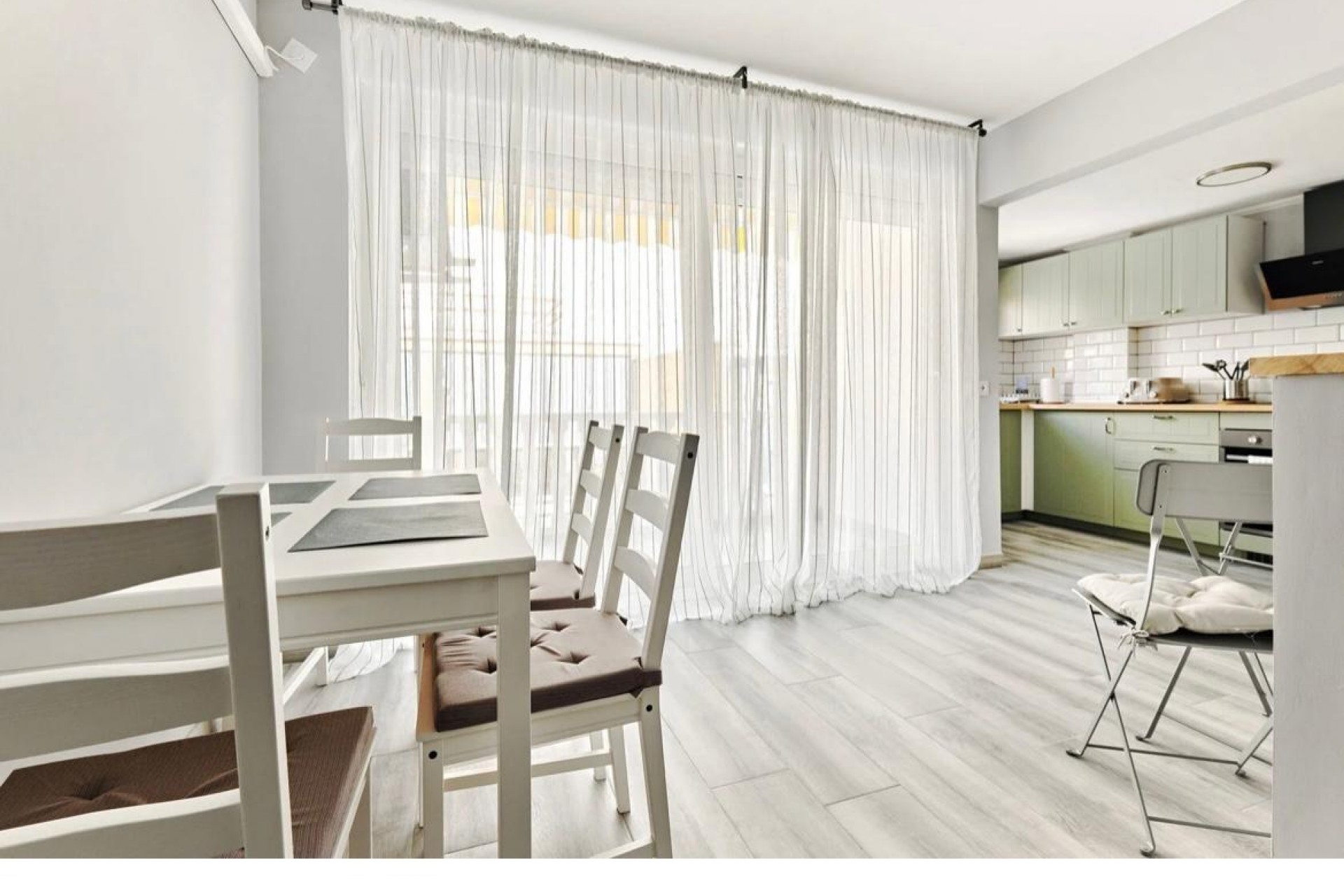 Återförsäljning - Apartment -
Torrevieja - Centro