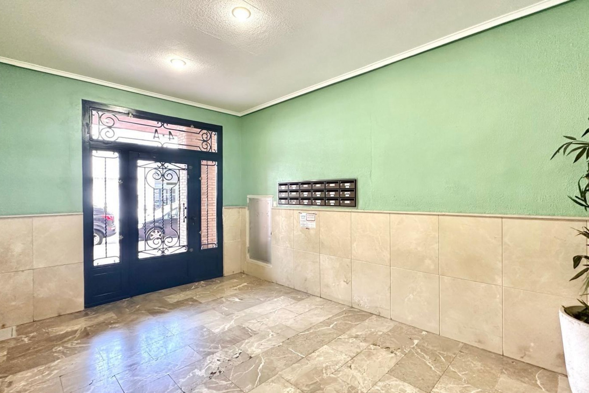 Återförsäljning - Apartment -
Torrevieja - Centro