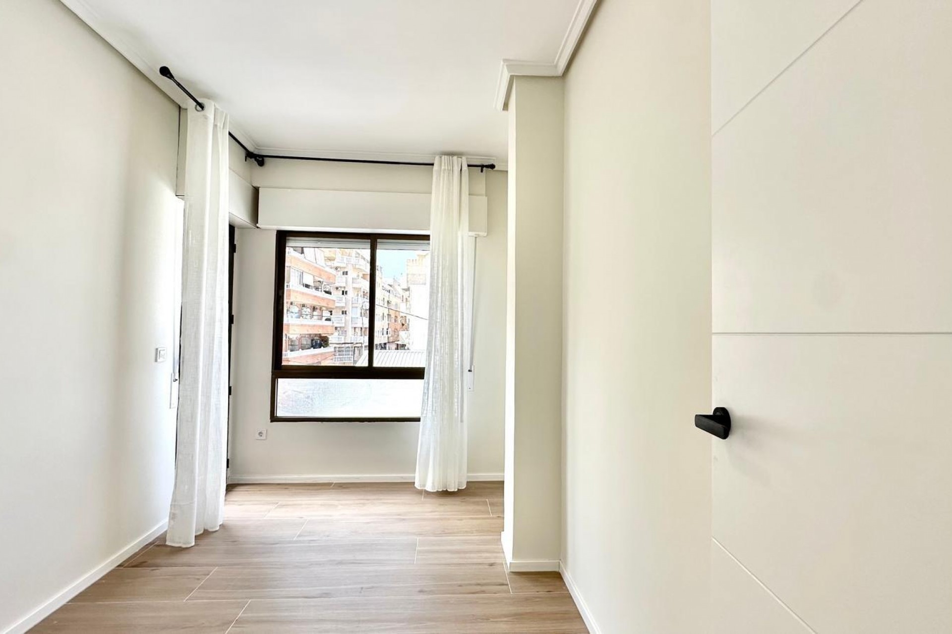 Återförsäljning - Apartment -
Torrevieja - Centro