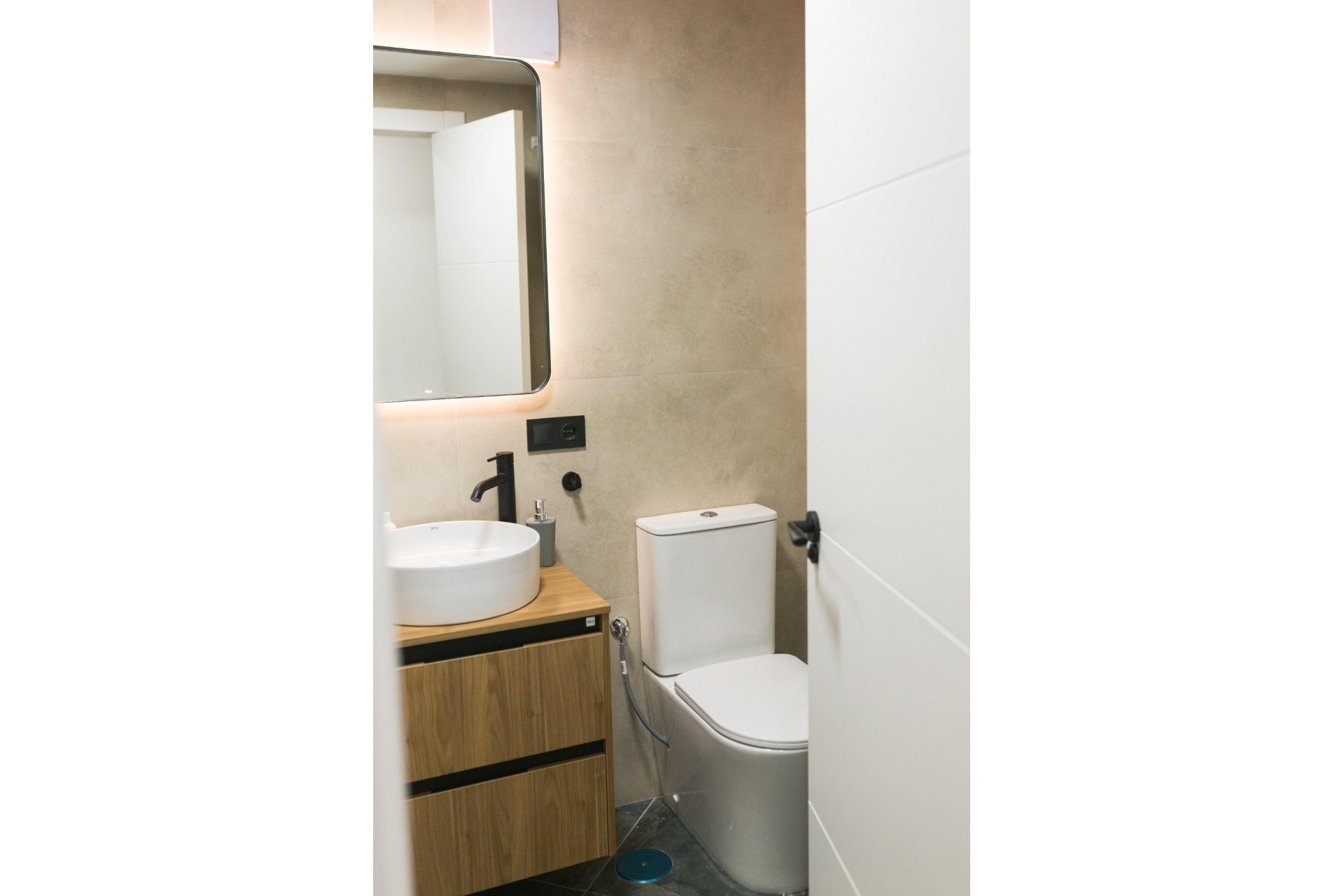 Återförsäljning - Apartment -
Torrevieja - Centro