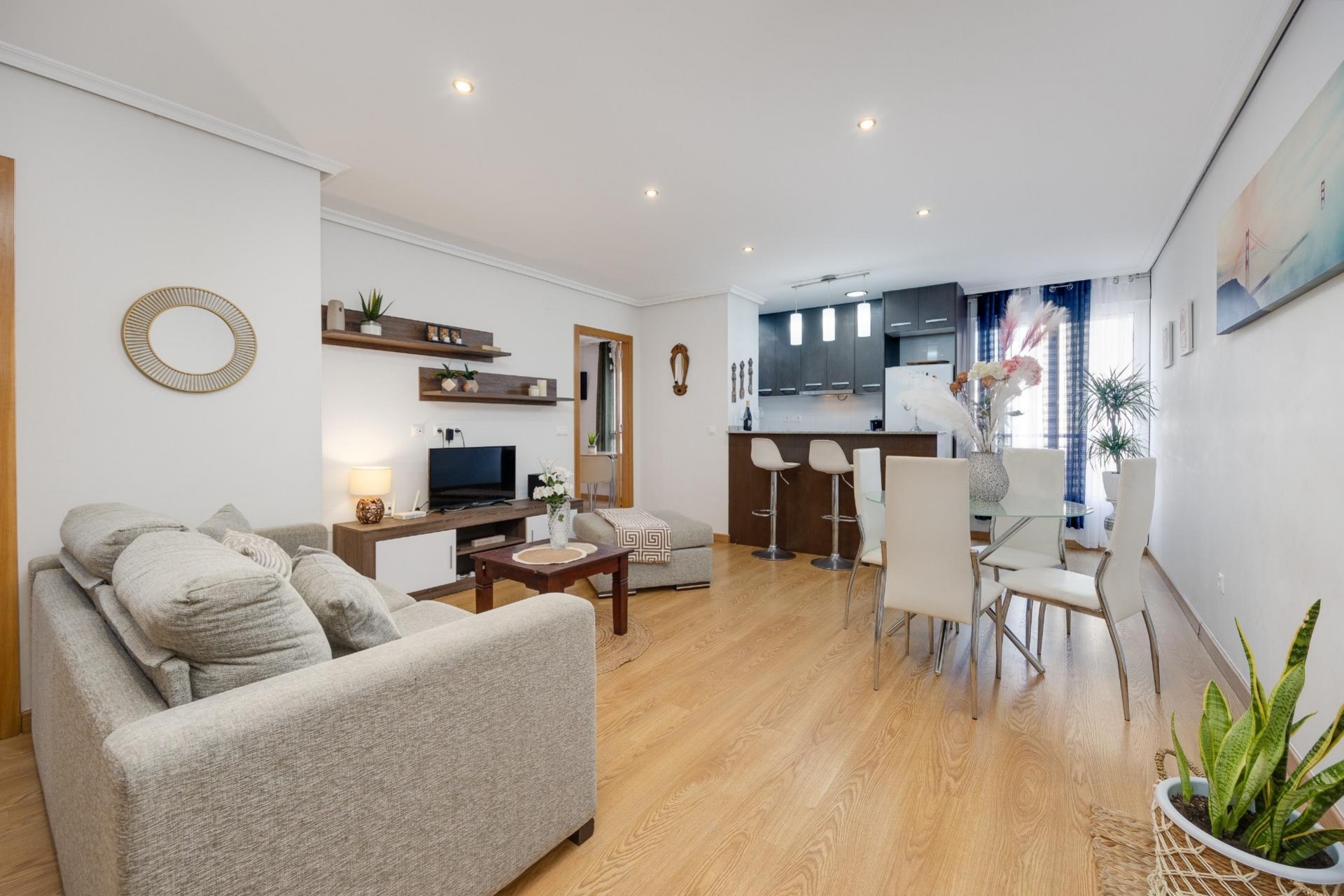 Återförsäljning - Apartment -
Torrevieja - Centro