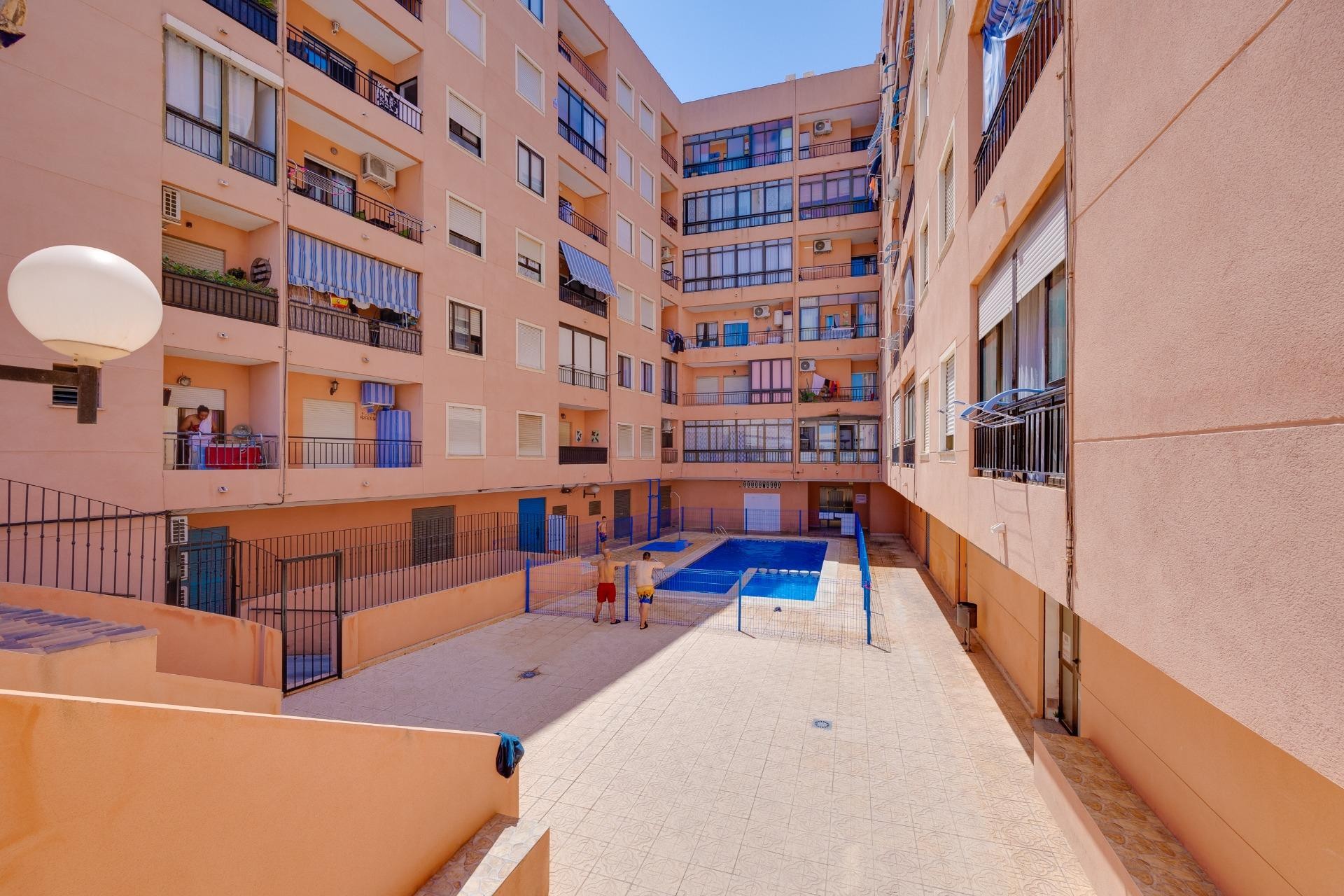 Återförsäljning - Apartment -
Torrevieja - Centro