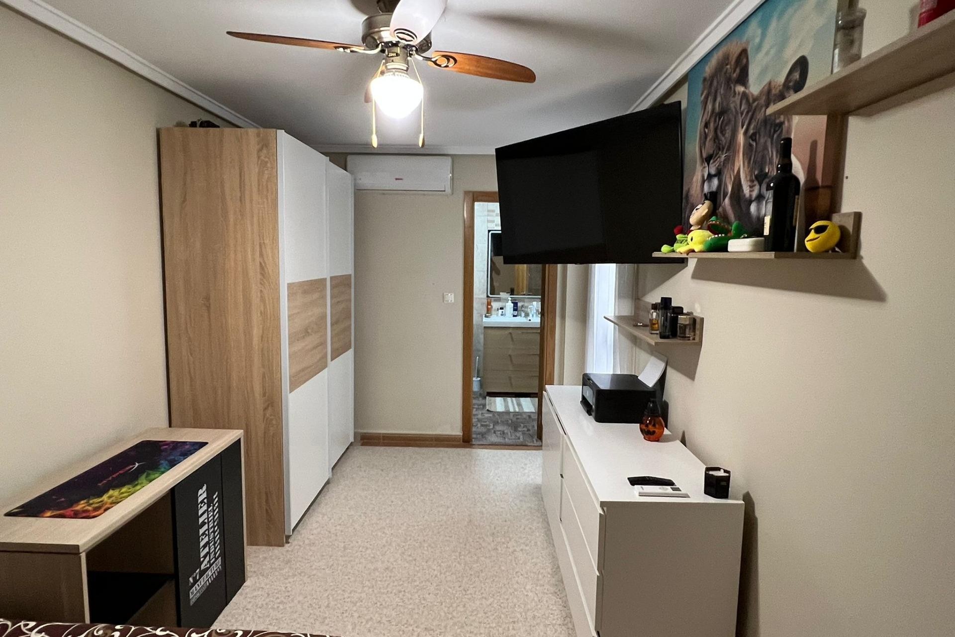 Återförsäljning - Apartment -
Torrevieja - Centro