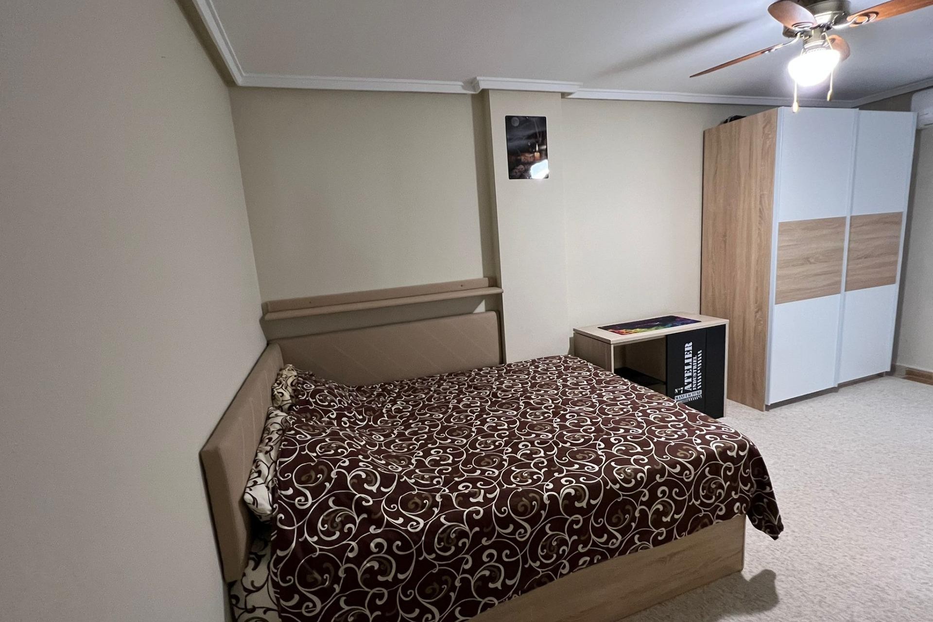 Återförsäljning - Apartment -
Torrevieja - Centro