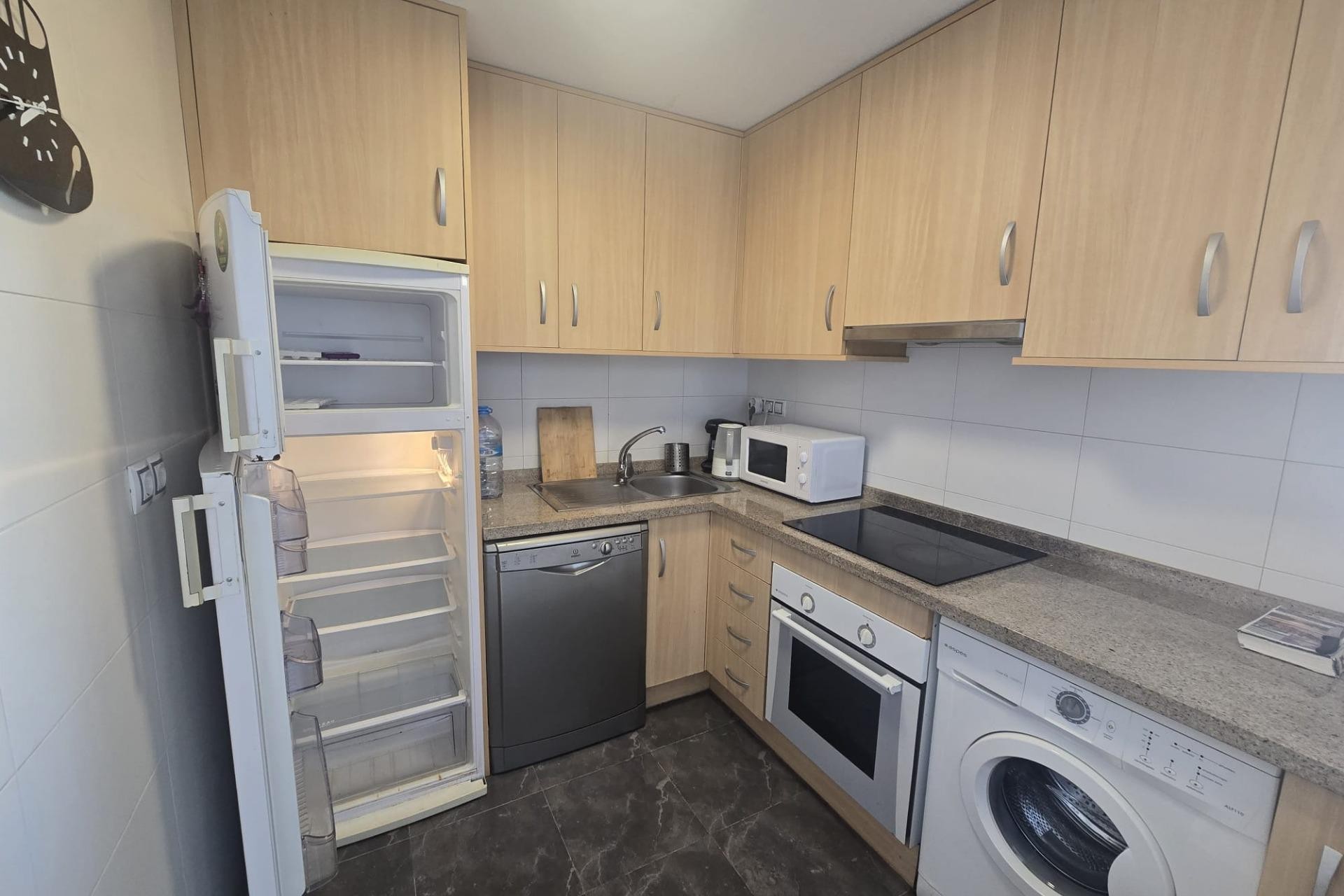 Återförsäljning - Apartment -
Torrevieja - Centro
