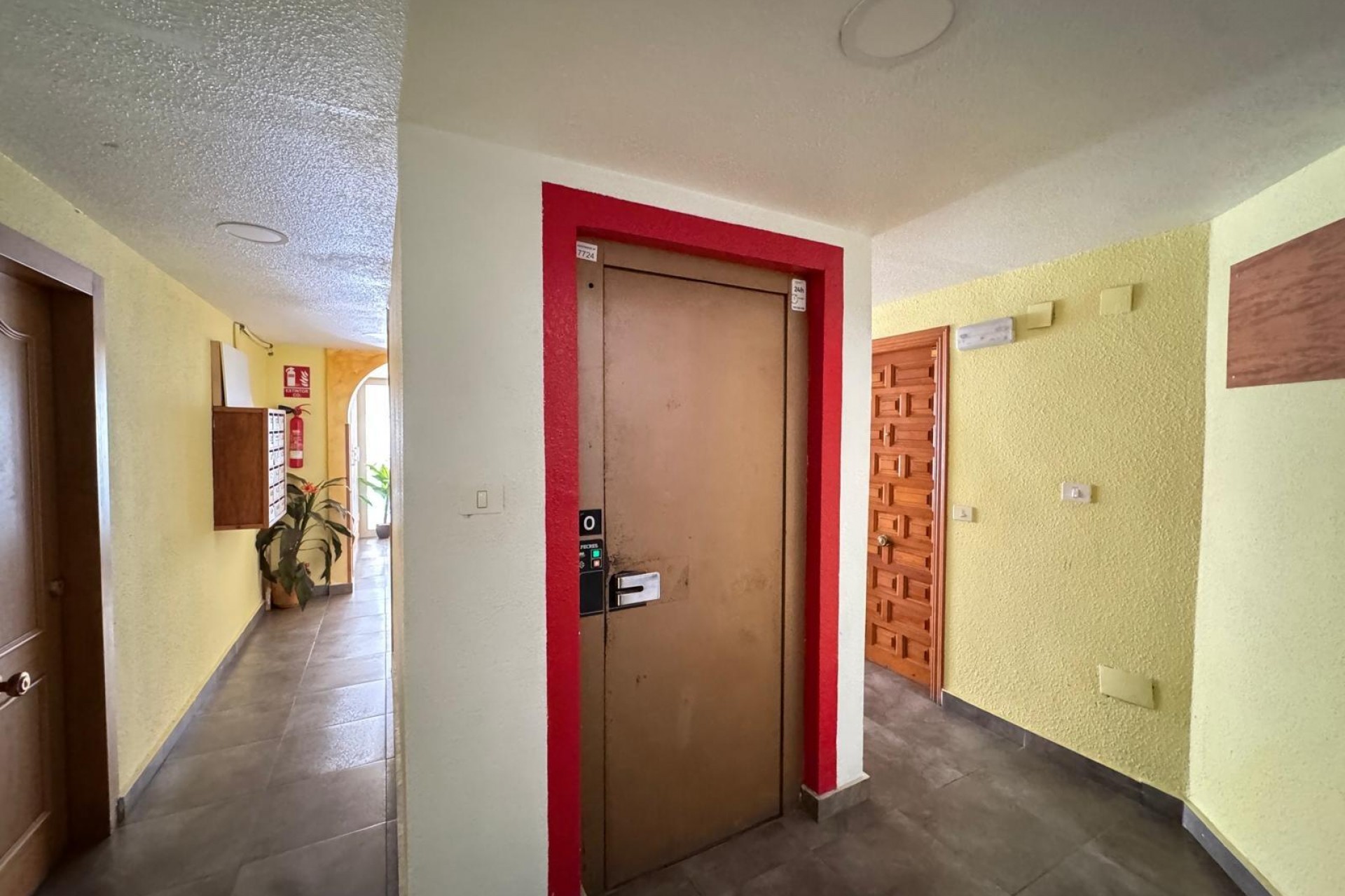 Återförsäljning - Apartment -
Torrevieja - Centro