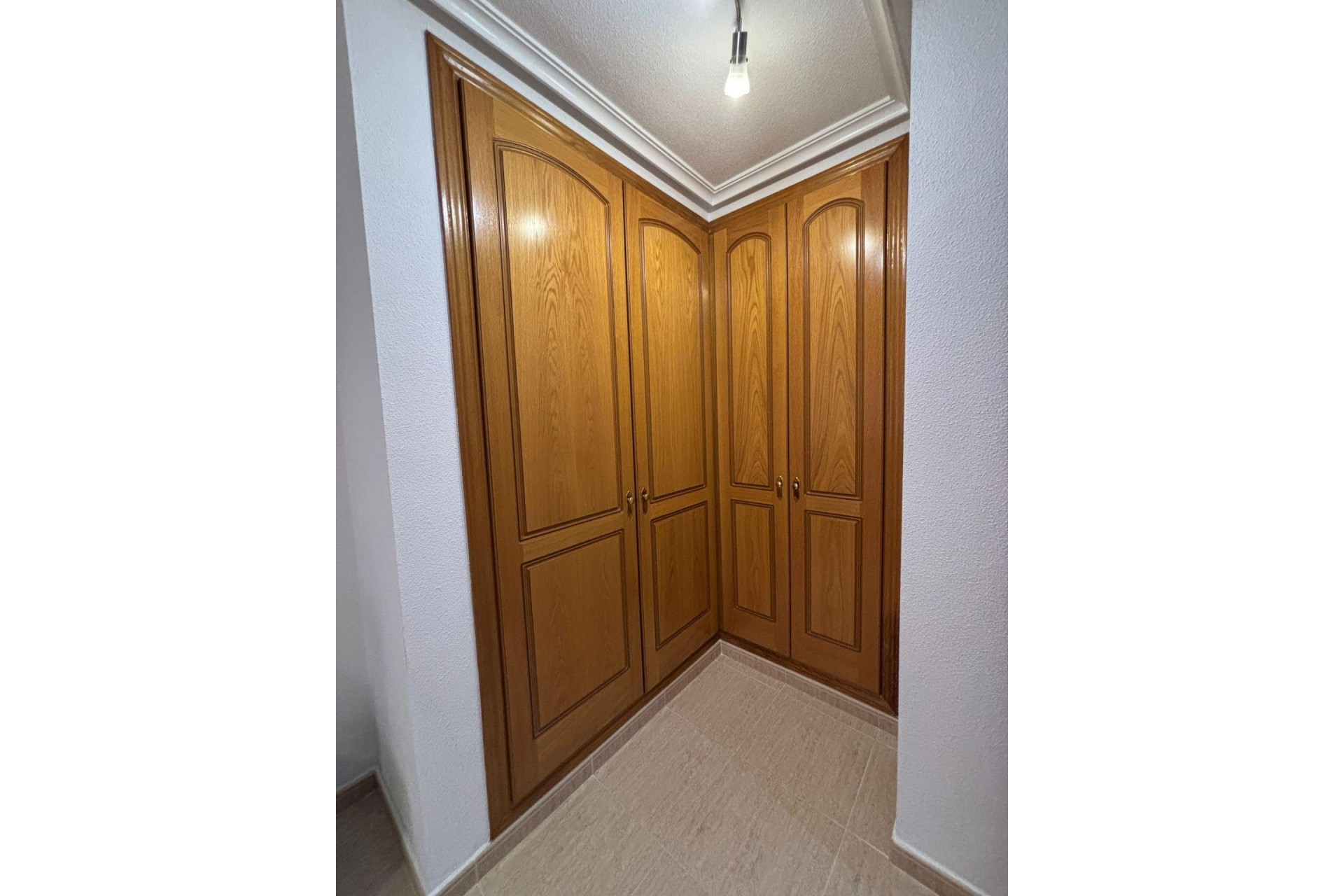 Återförsäljning - Apartment -
Torrevieja - Centro