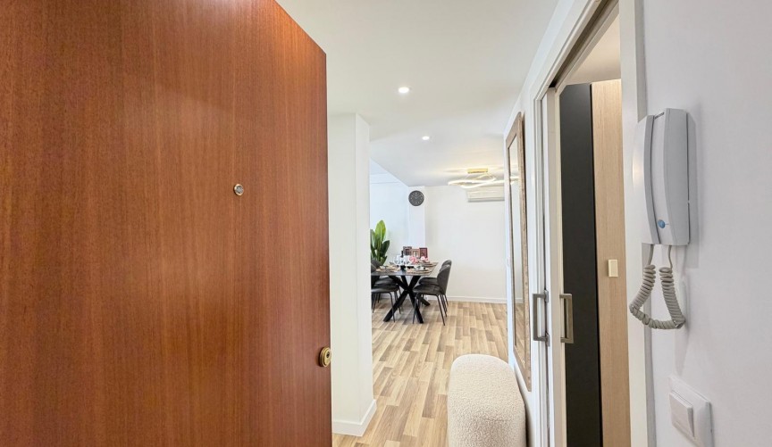Återförsäljning - Apartment -
Torrevieja - Centro