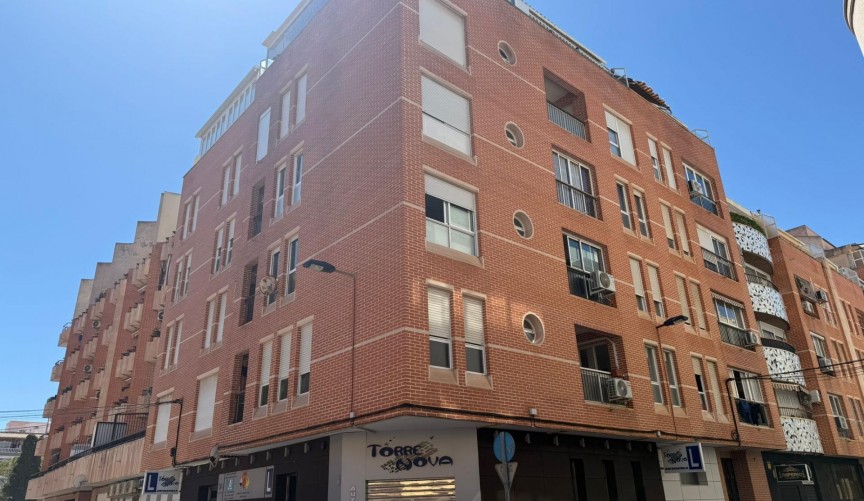 Återförsäljning - Apartment -
Torrevieja - Centro