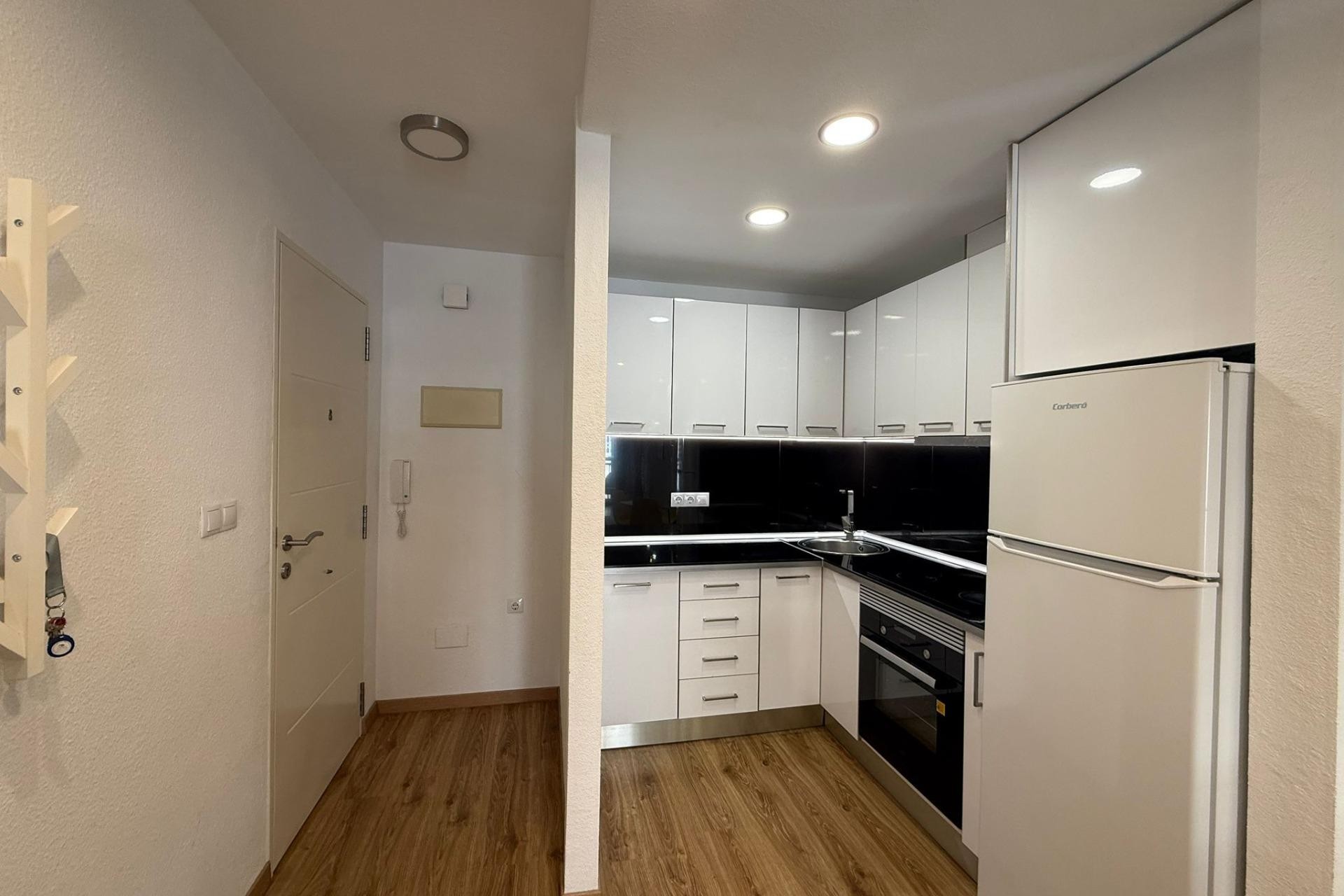 Återförsäljning - Apartment -
Torrevieja - Centro