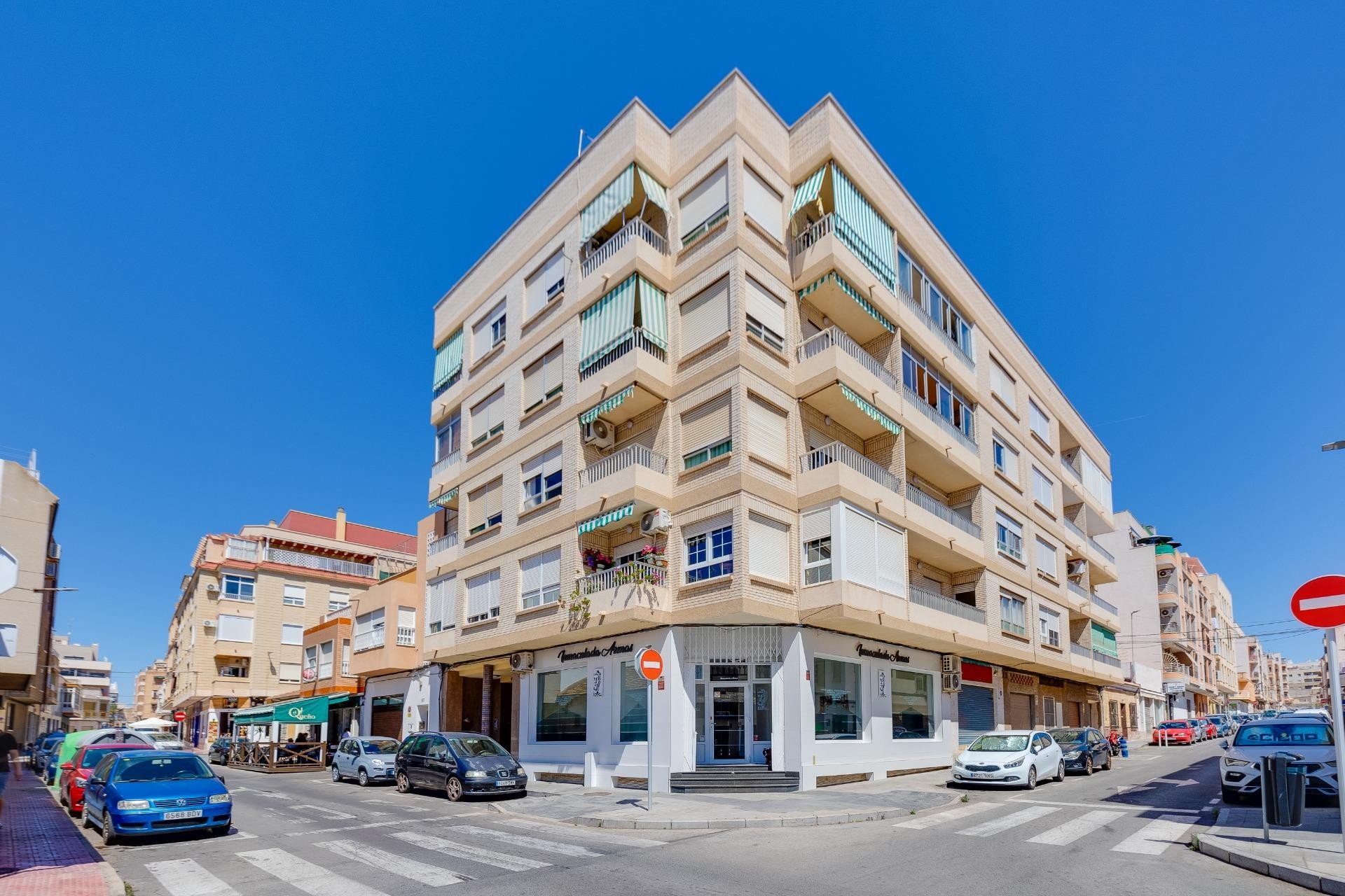 Återförsäljning - Apartment -
Torrevieja - Centro