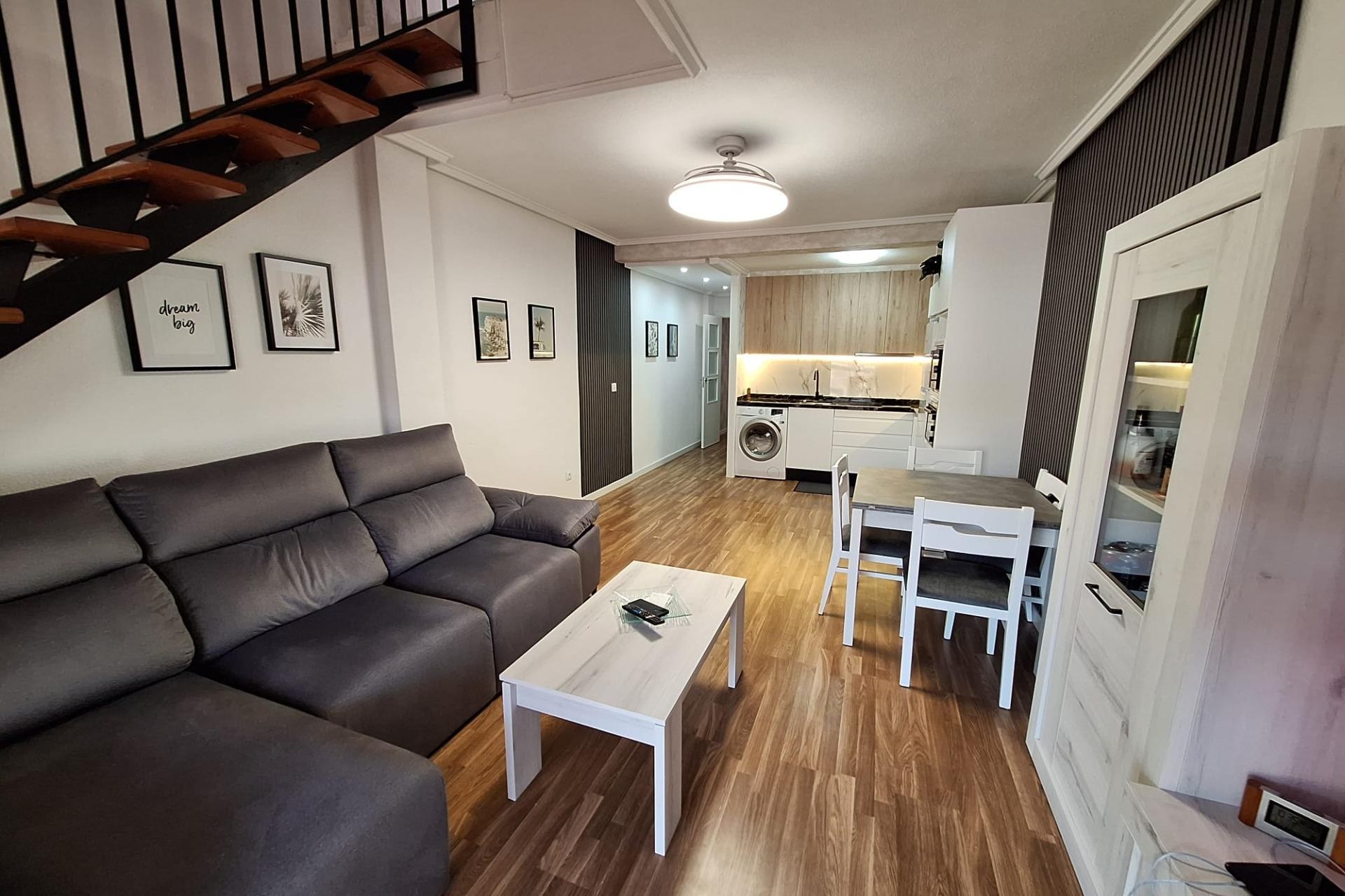 Återförsäljning - Apartment -
Torrevieja - Centro