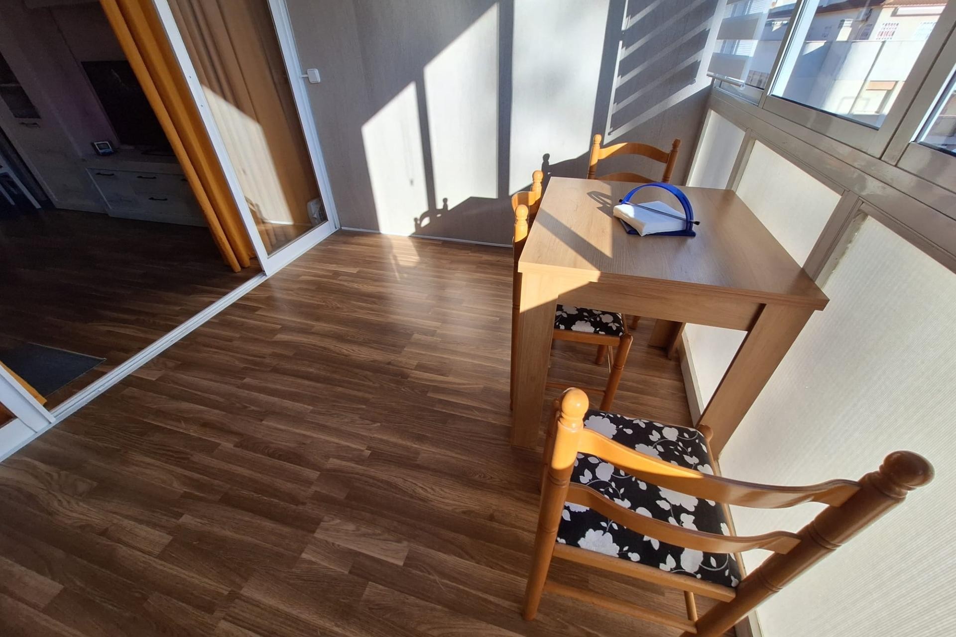 Återförsäljning - Apartment -
Torrevieja - Centro