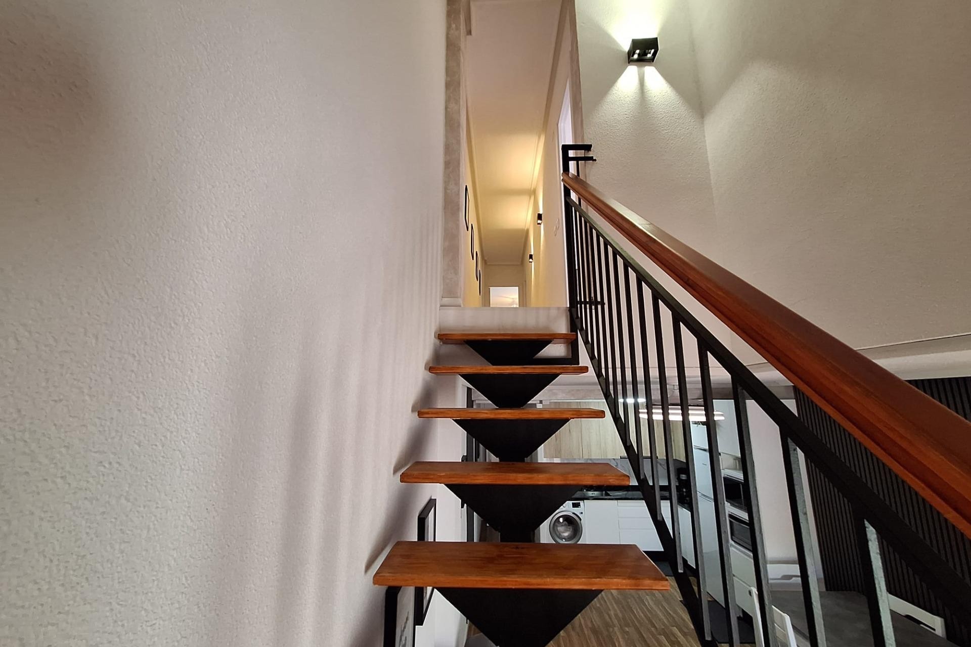 Återförsäljning - Apartment -
Torrevieja - Centro