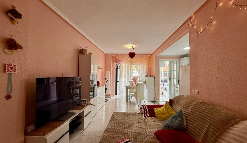 Återförsäljning - Apartment -
Torrevieja - Centro