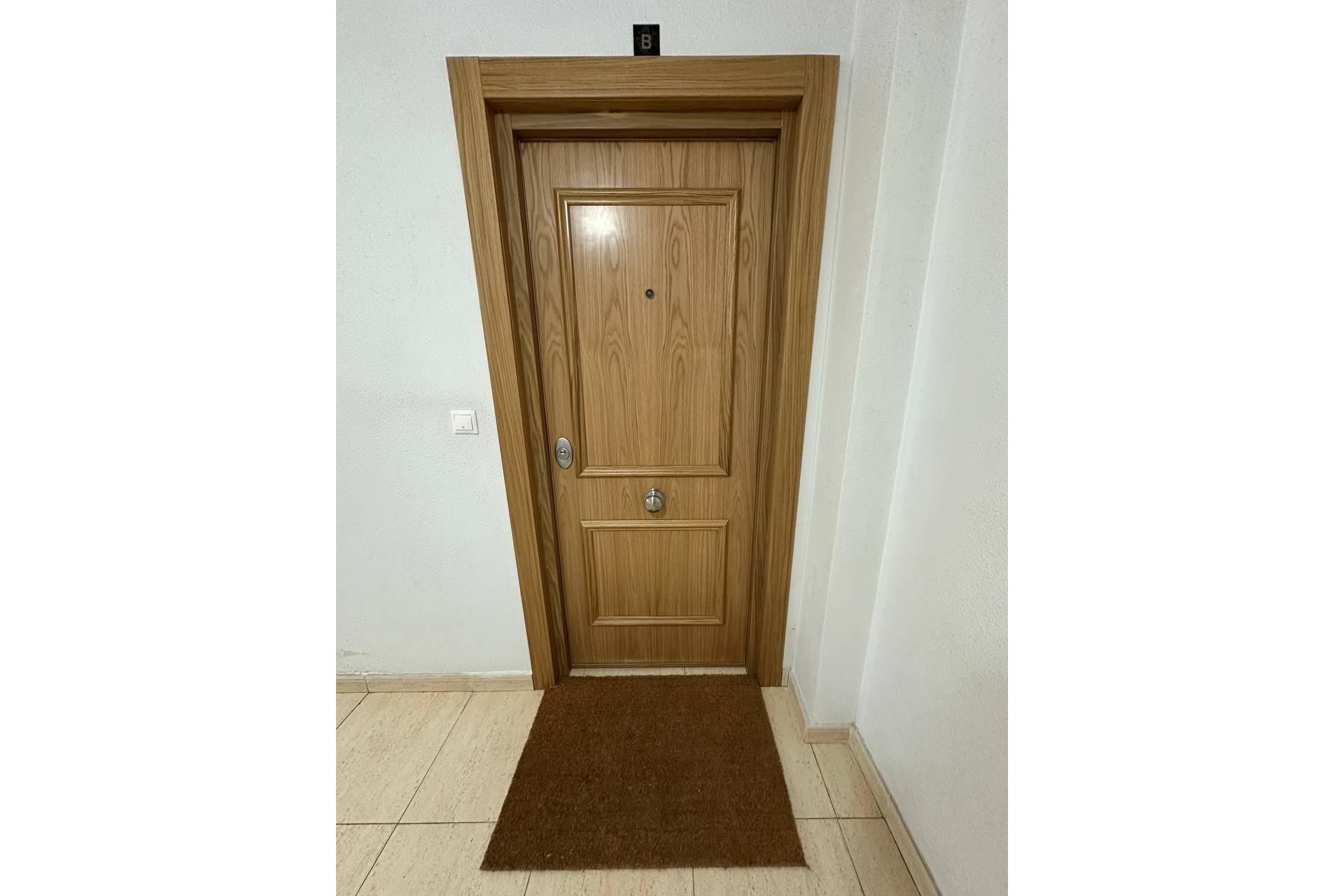 Återförsäljning - Apartment -
Torrevieja - Centro