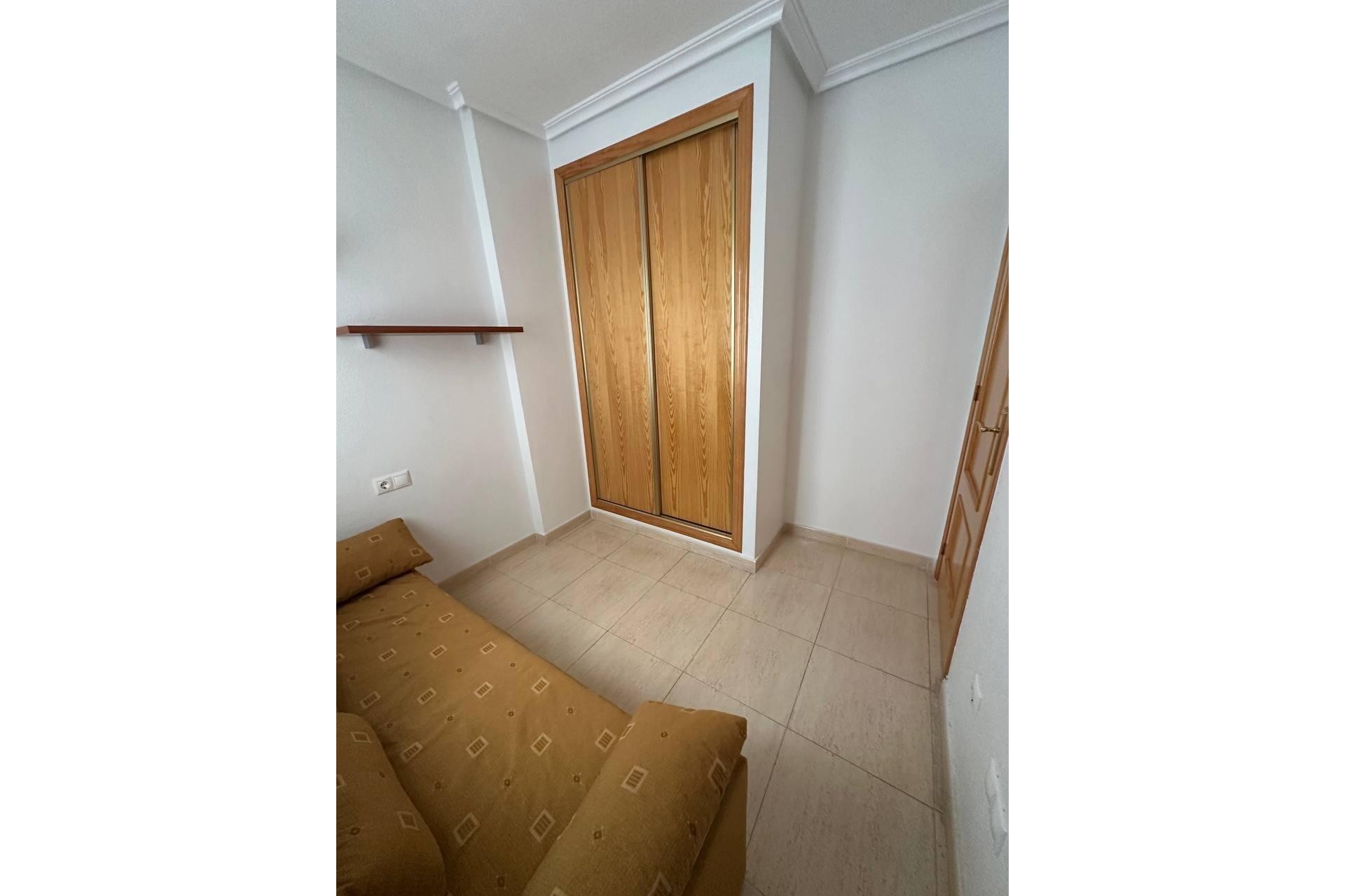 Återförsäljning - Apartment -
Torrevieja - Centro