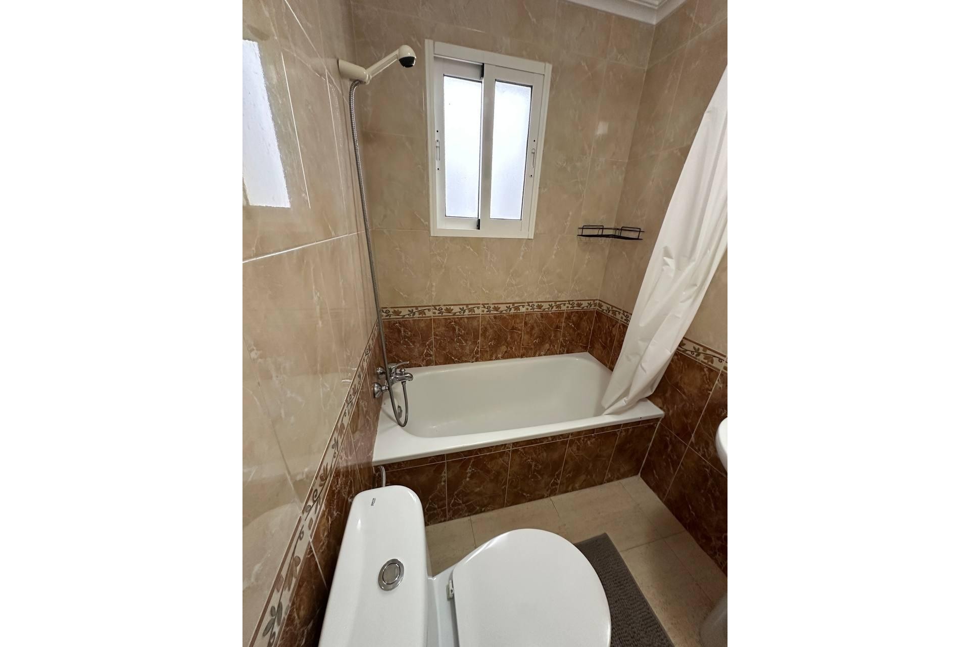 Återförsäljning - Apartment -
Torrevieja - Centro