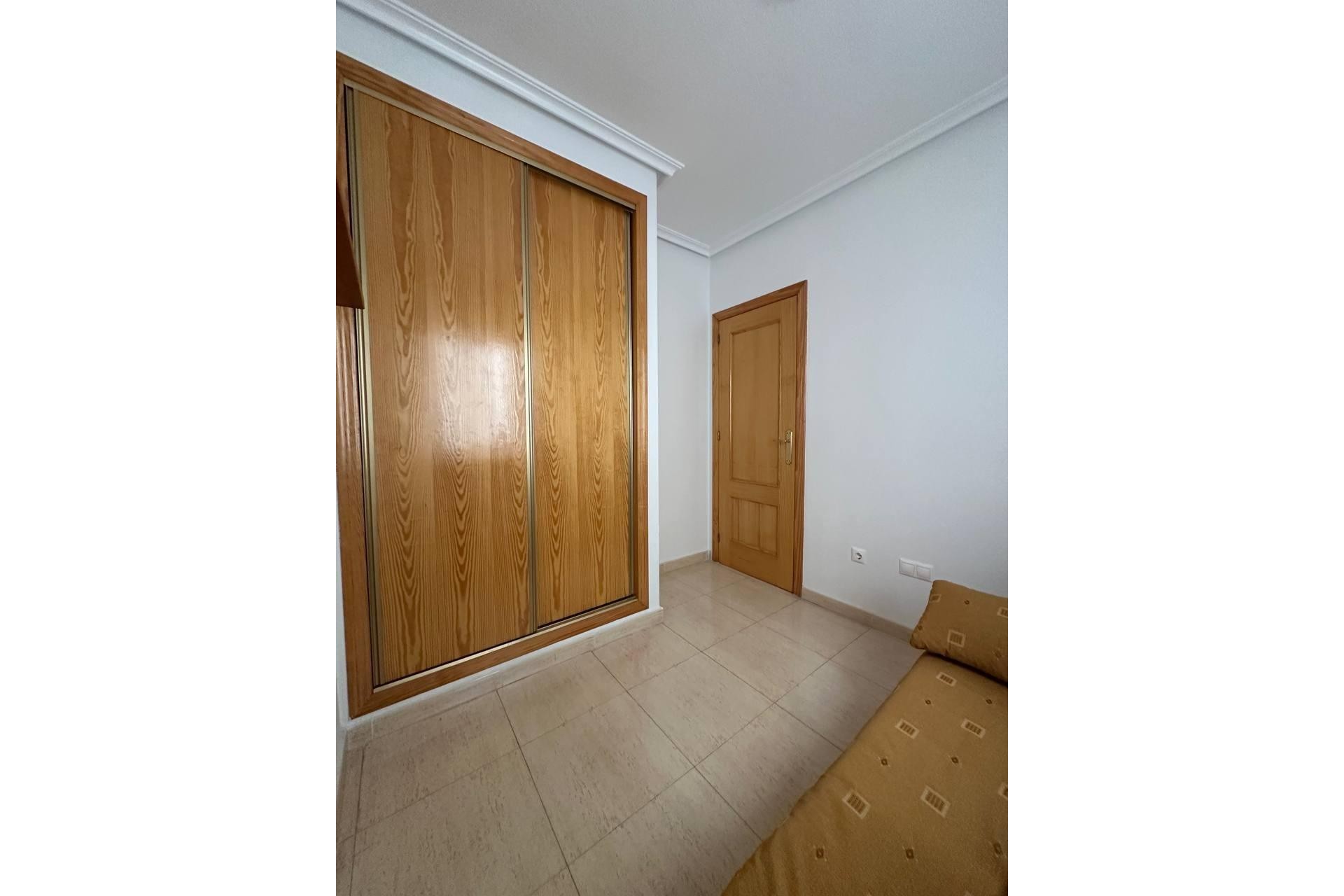 Återförsäljning - Apartment -
Torrevieja - Centro